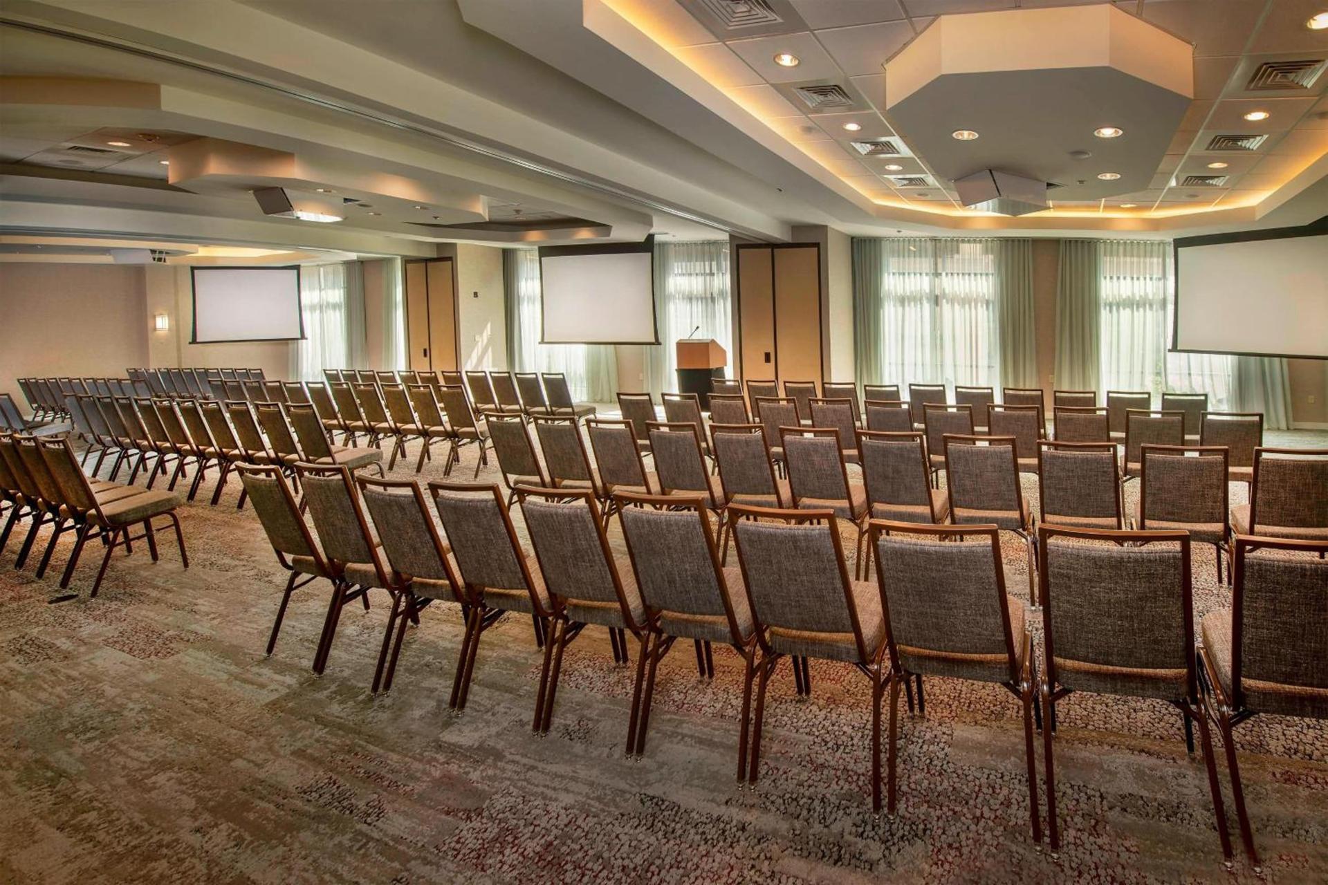 Courtyard by Marriott Gaithersburg Washingtonian Center photo 34