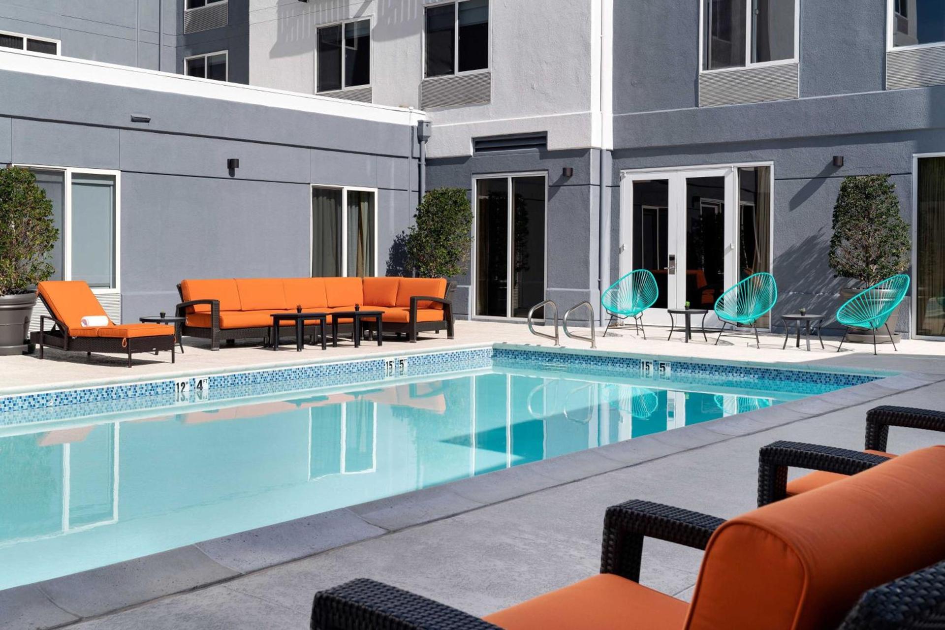 Aloft by Marriott Mountain View photo 24