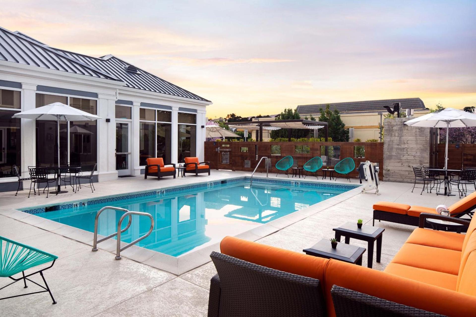 Aloft by Marriott Mountain View photo 25