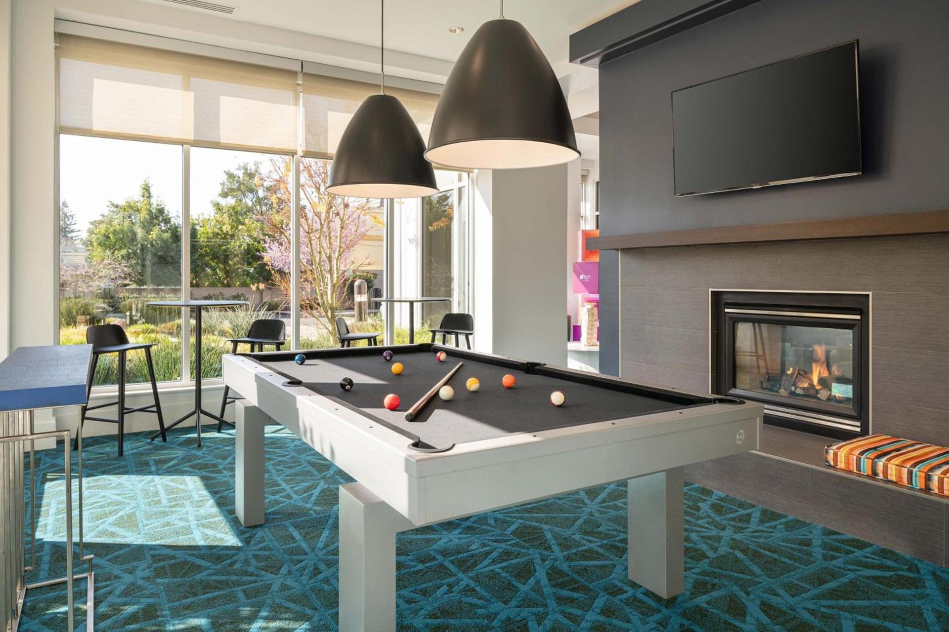 Aloft by Marriott Mountain View photo 8