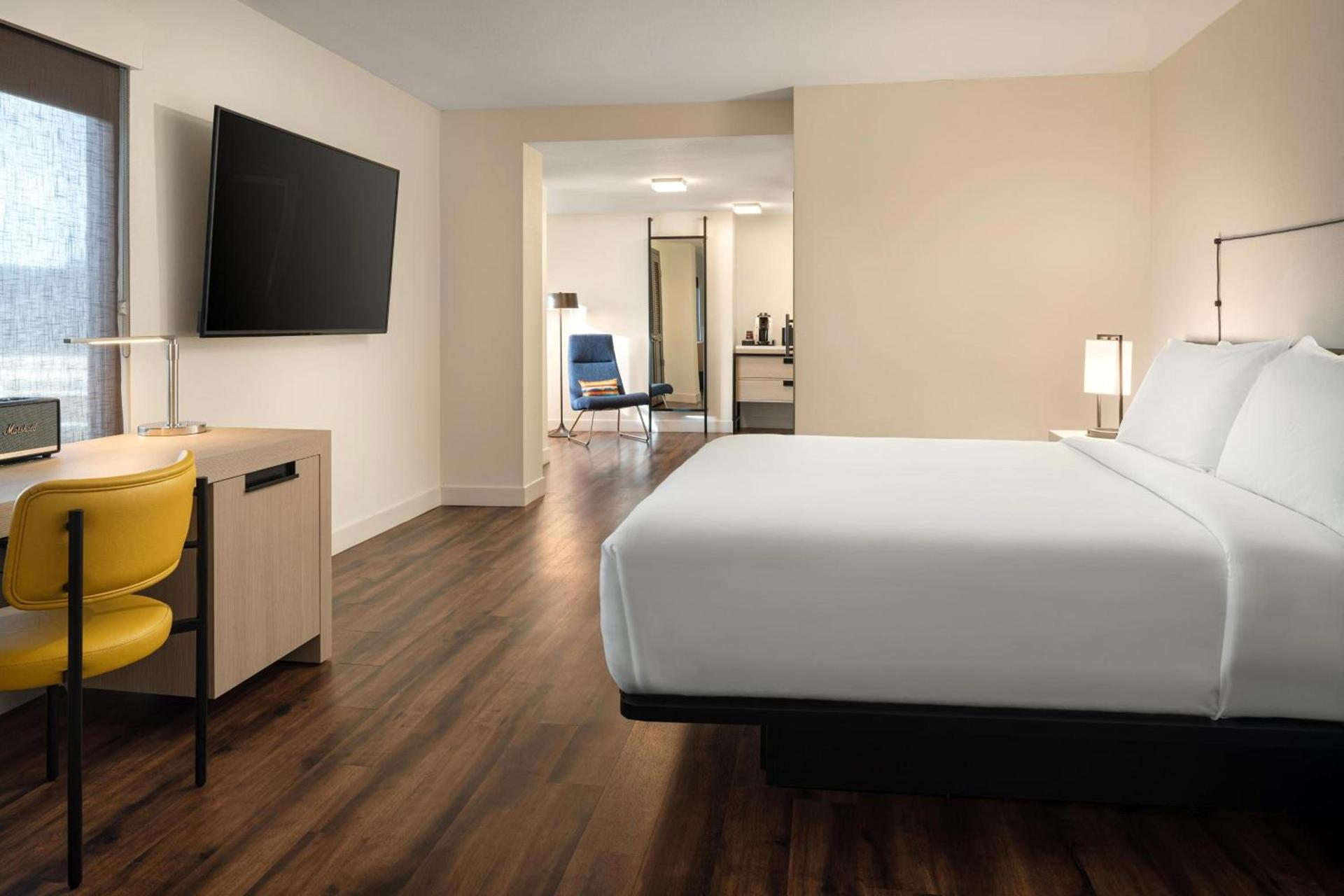 Aloft by Marriott Mountain View photo 13