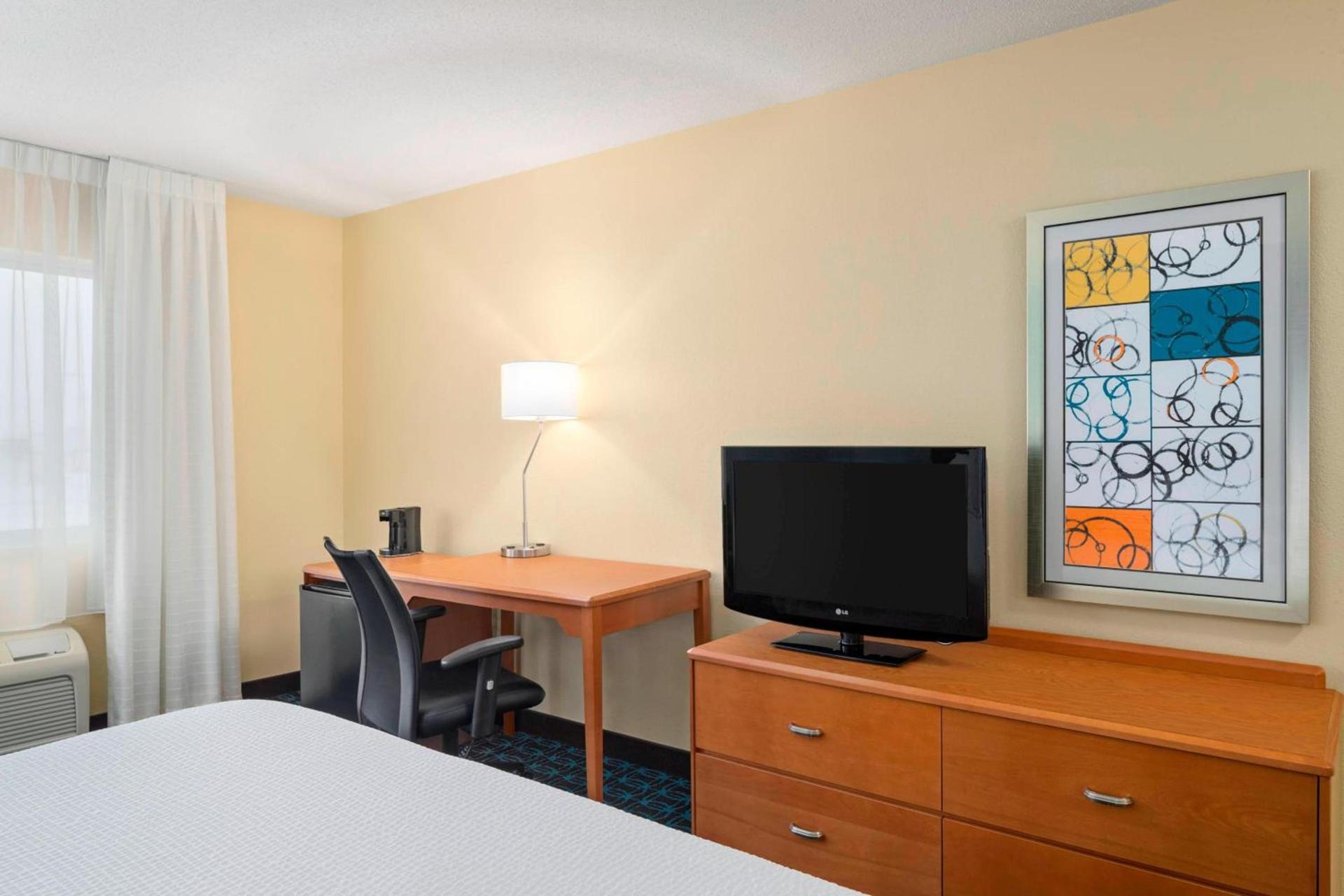Fairfield Inn & Suites Lima photo 9