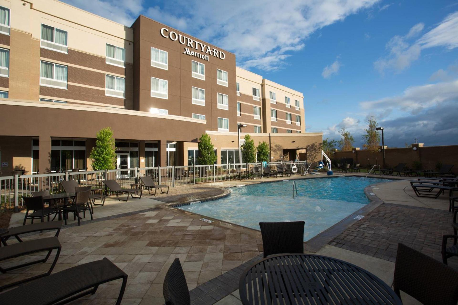 Courtyard by Marriott Starkville MSU at The Mill photo 26