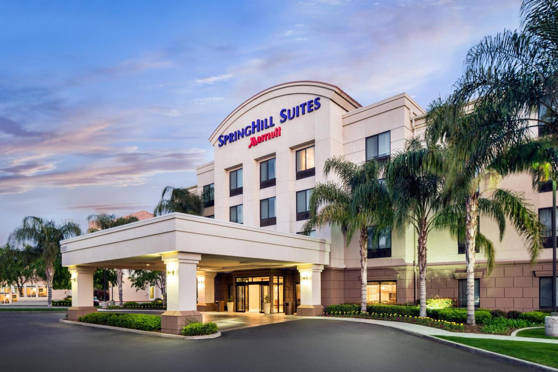 SpringHill Suites Bakersfield photo 1
