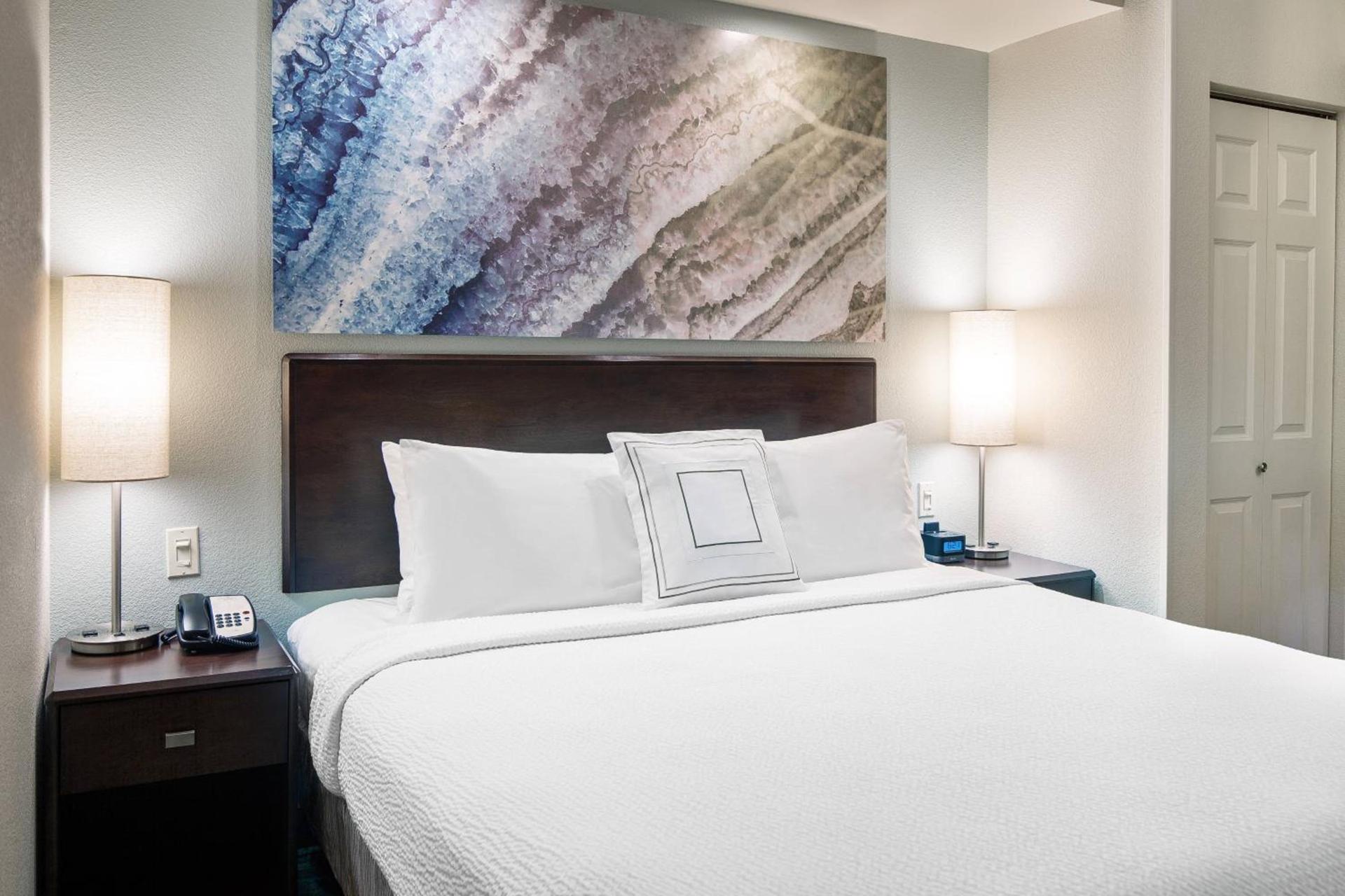 SpringHill Suites Bakersfield photo 8