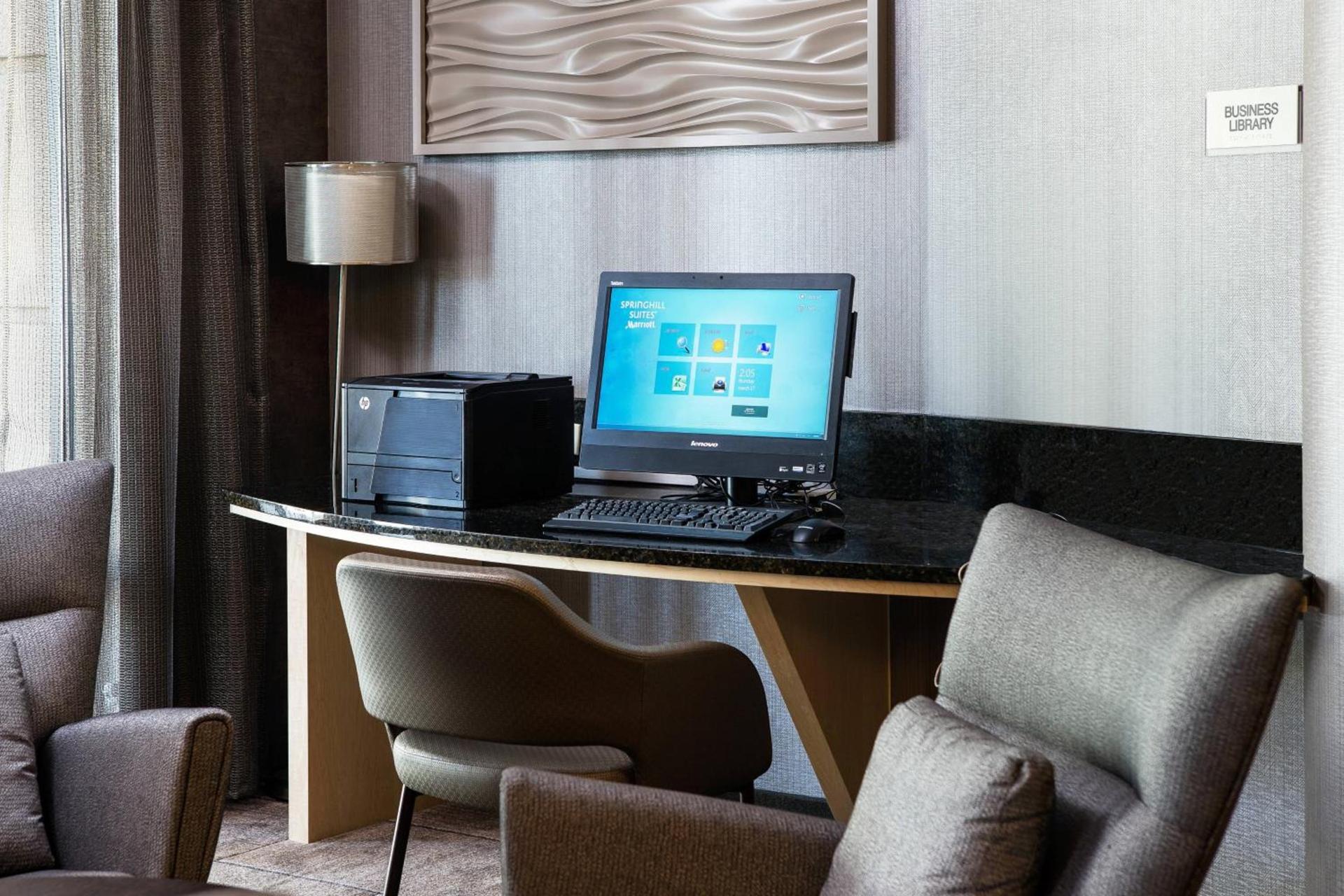 SpringHill Suites Bakersfield photo 13