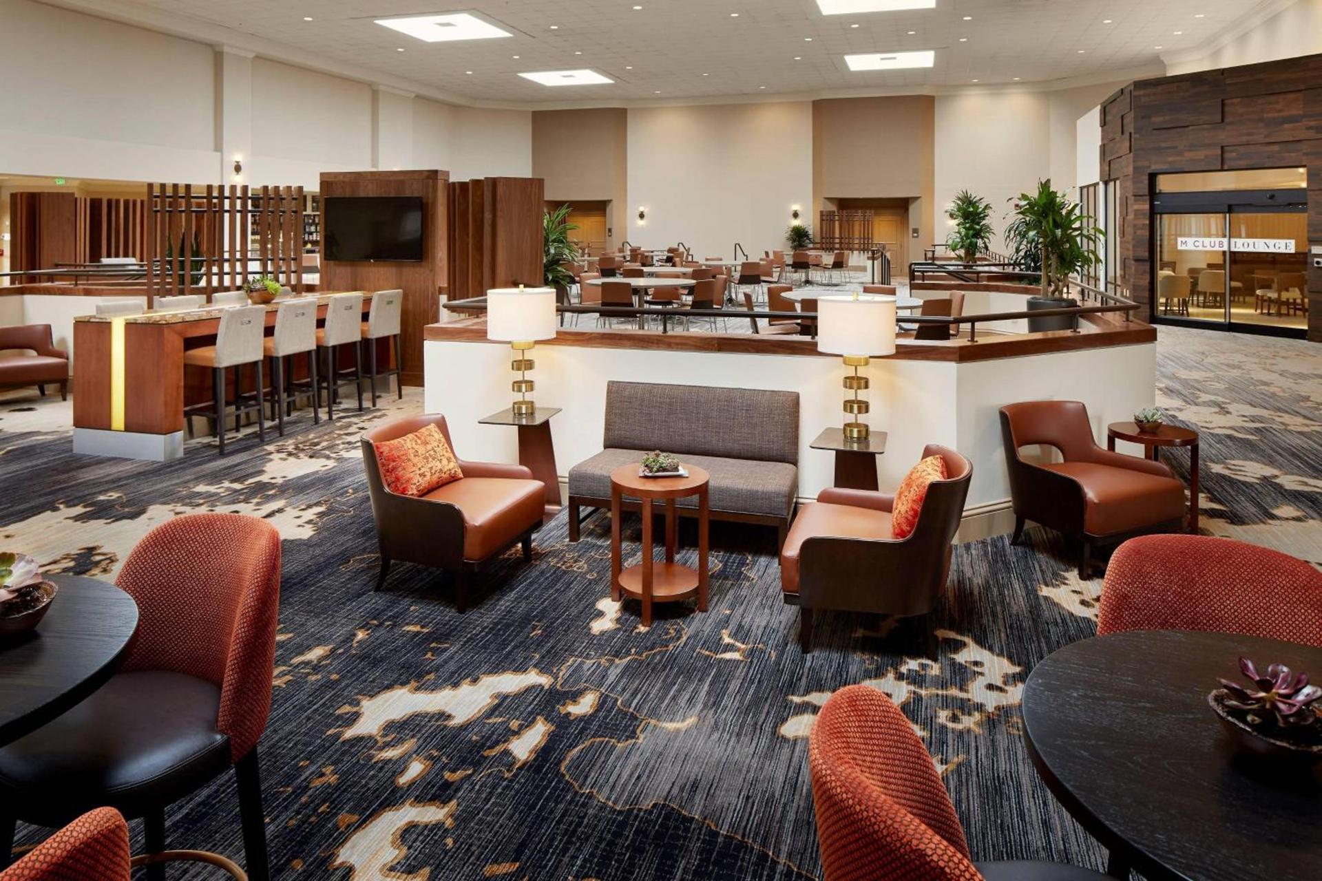 Marriott Cincinnati Northeast photo 5