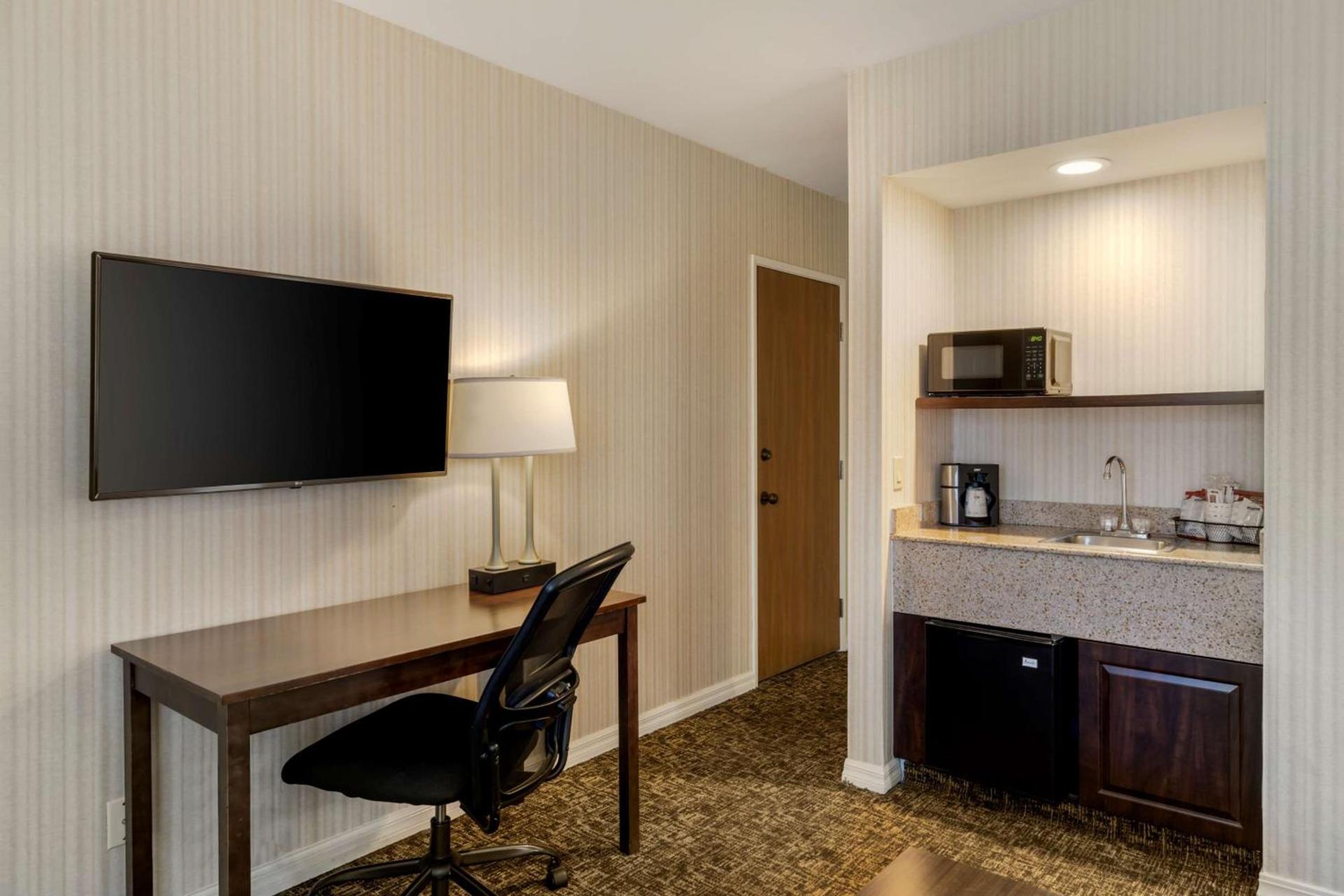 Best Western Plus Big America photo 18