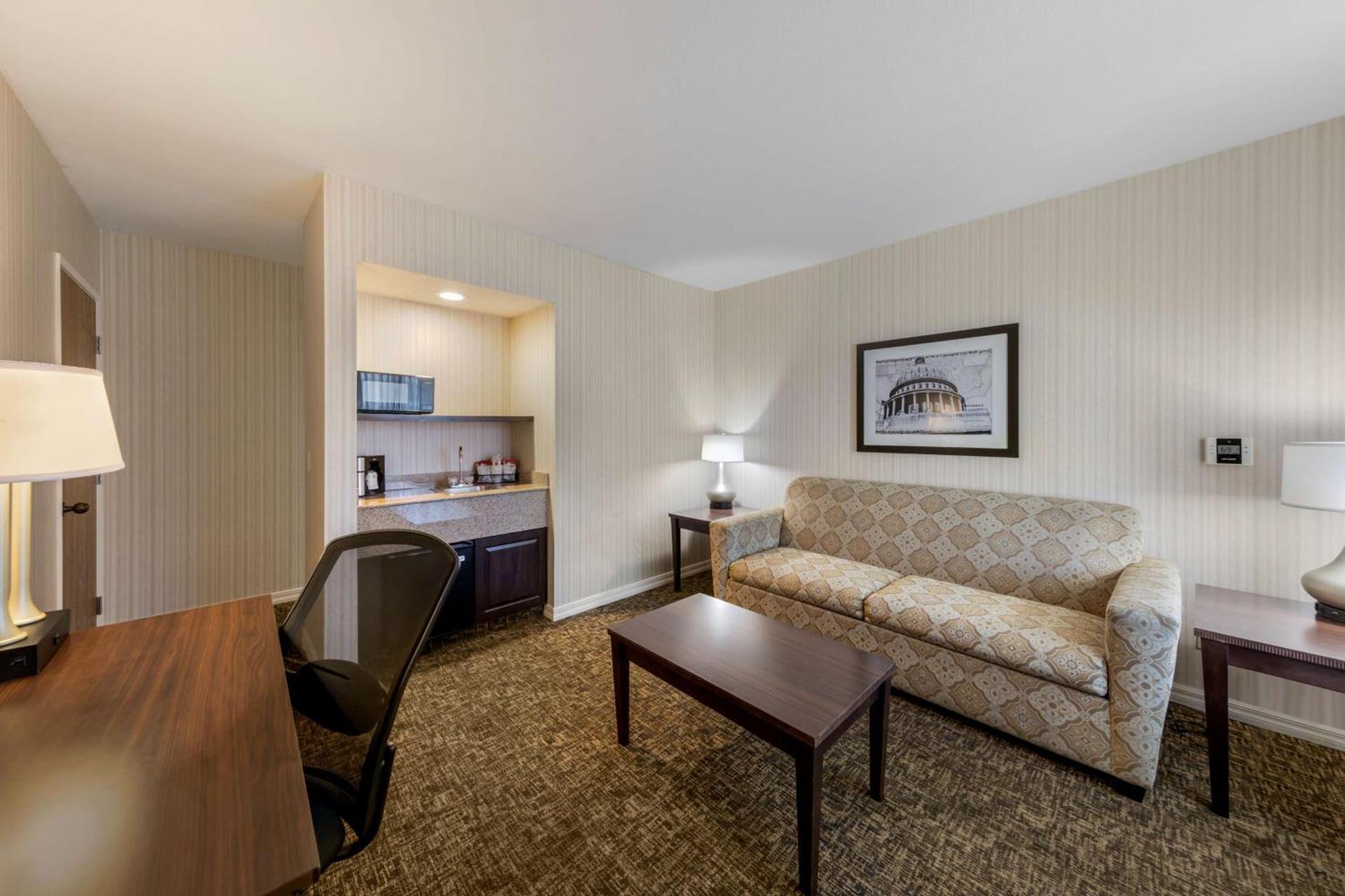 Best Western Plus Big America photo 7