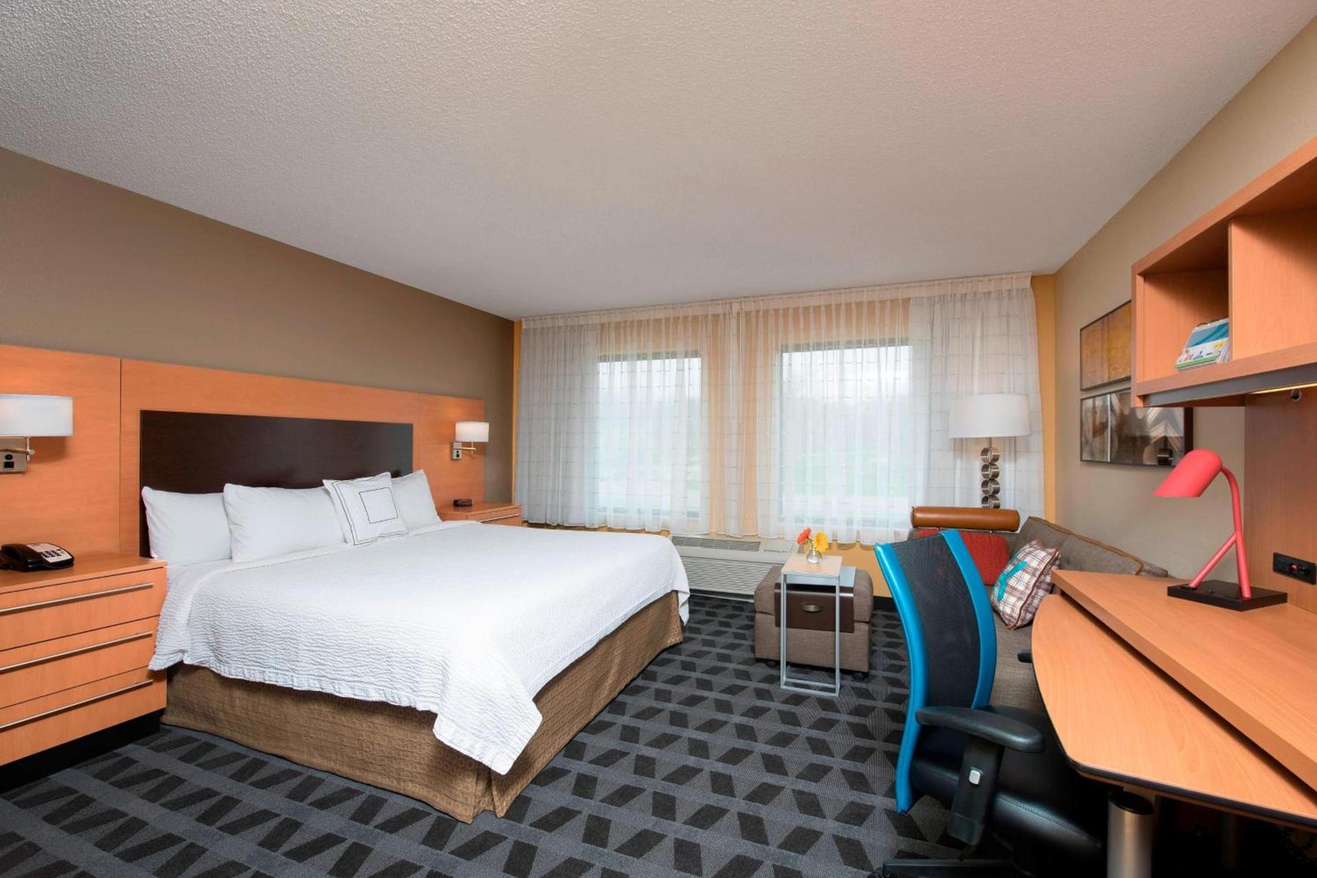 TownePlace Suites by Marriott Kalamazoo photo 5