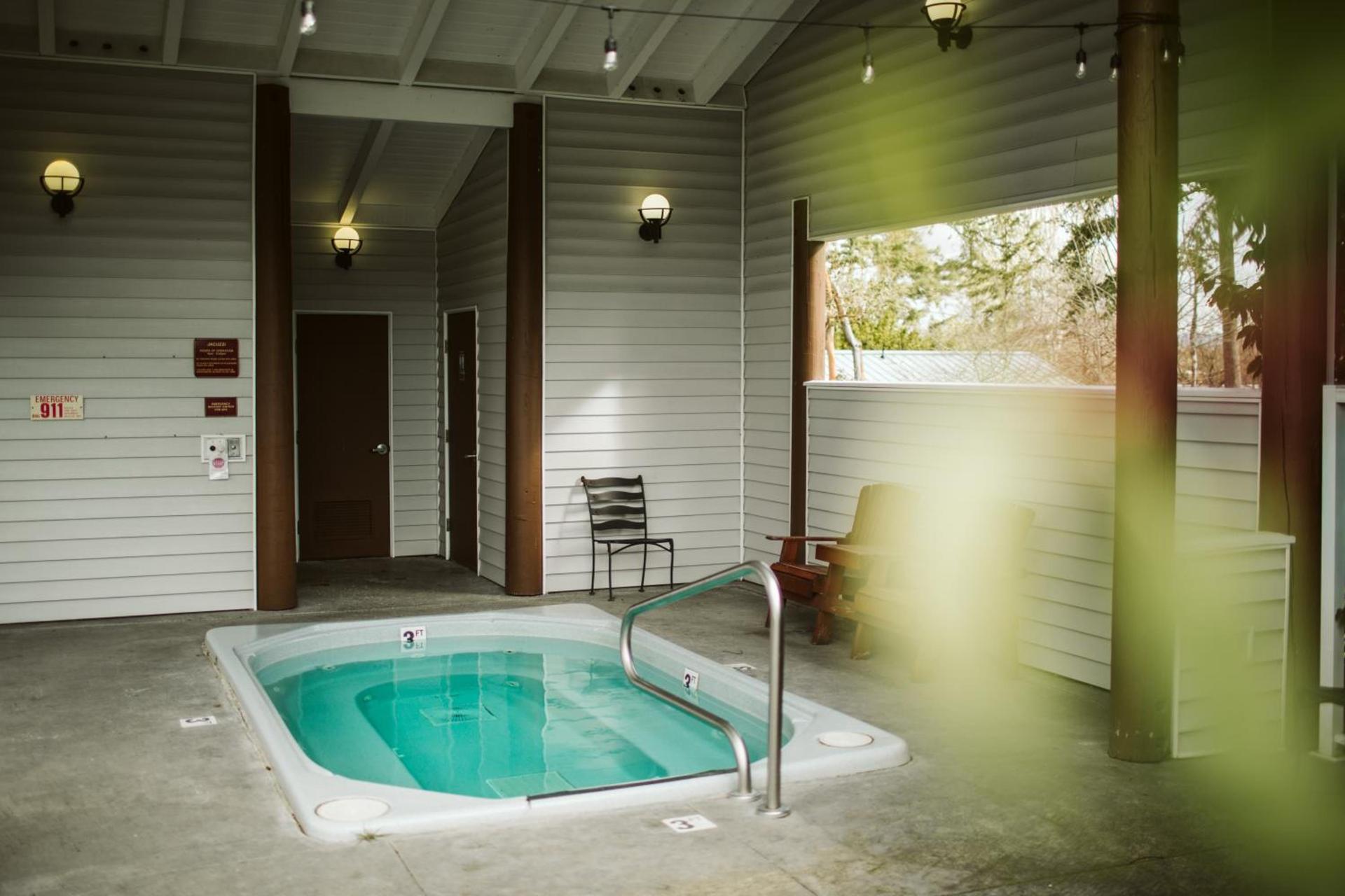 Friday Harbor Suites photo 2