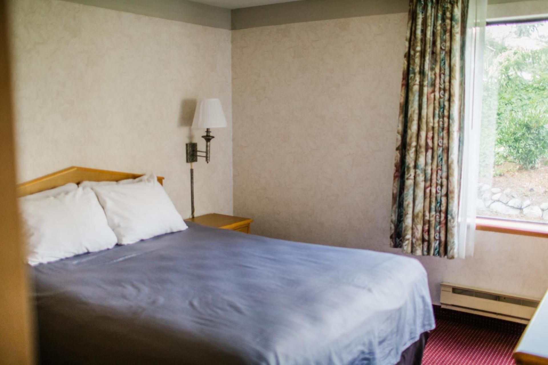 Friday Harbor Suites photo 14