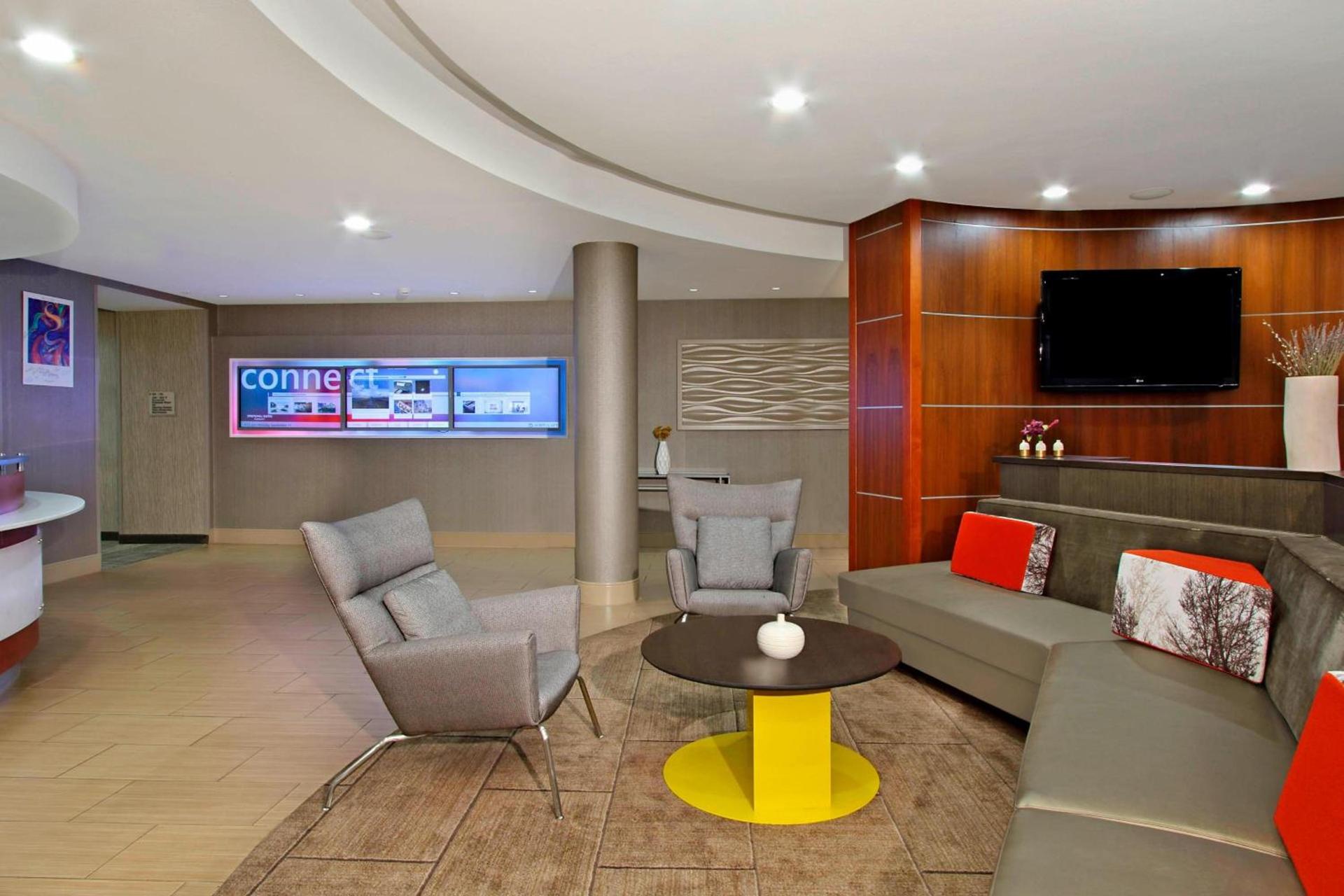 SpringHill Suites by Marriott Madera photo 5