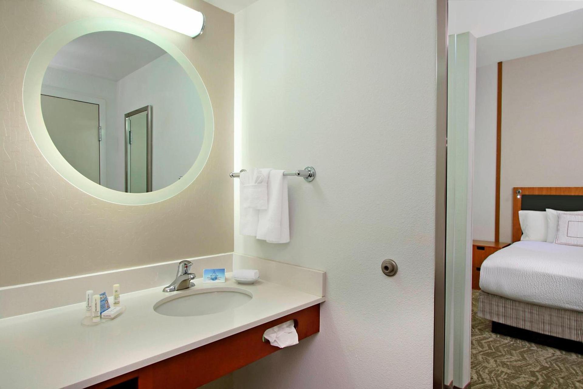 SpringHill Suites by Marriott Madera photo 11