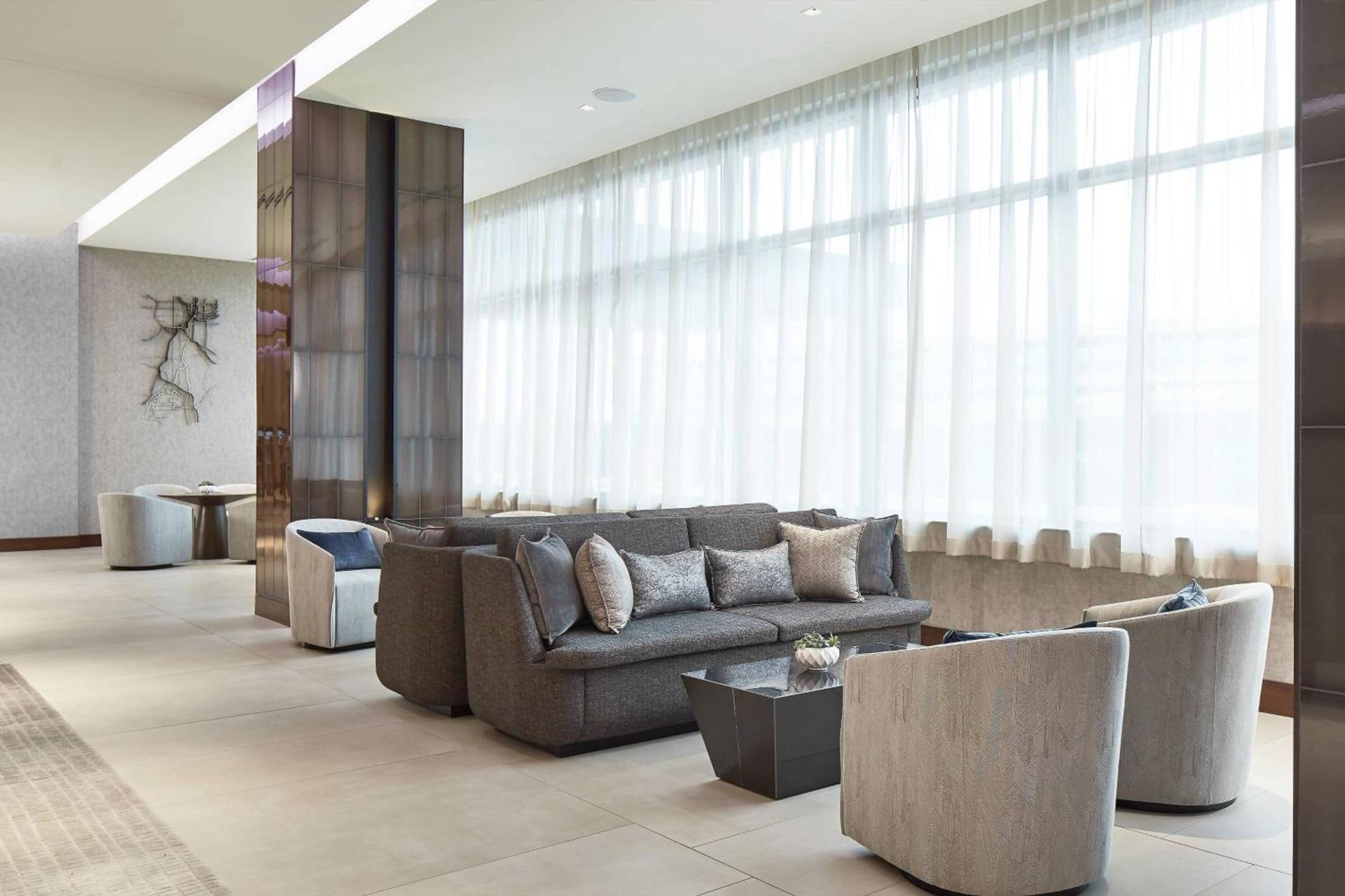 AC Hotel by Marriott Atlanta Airport Gateway photo 4