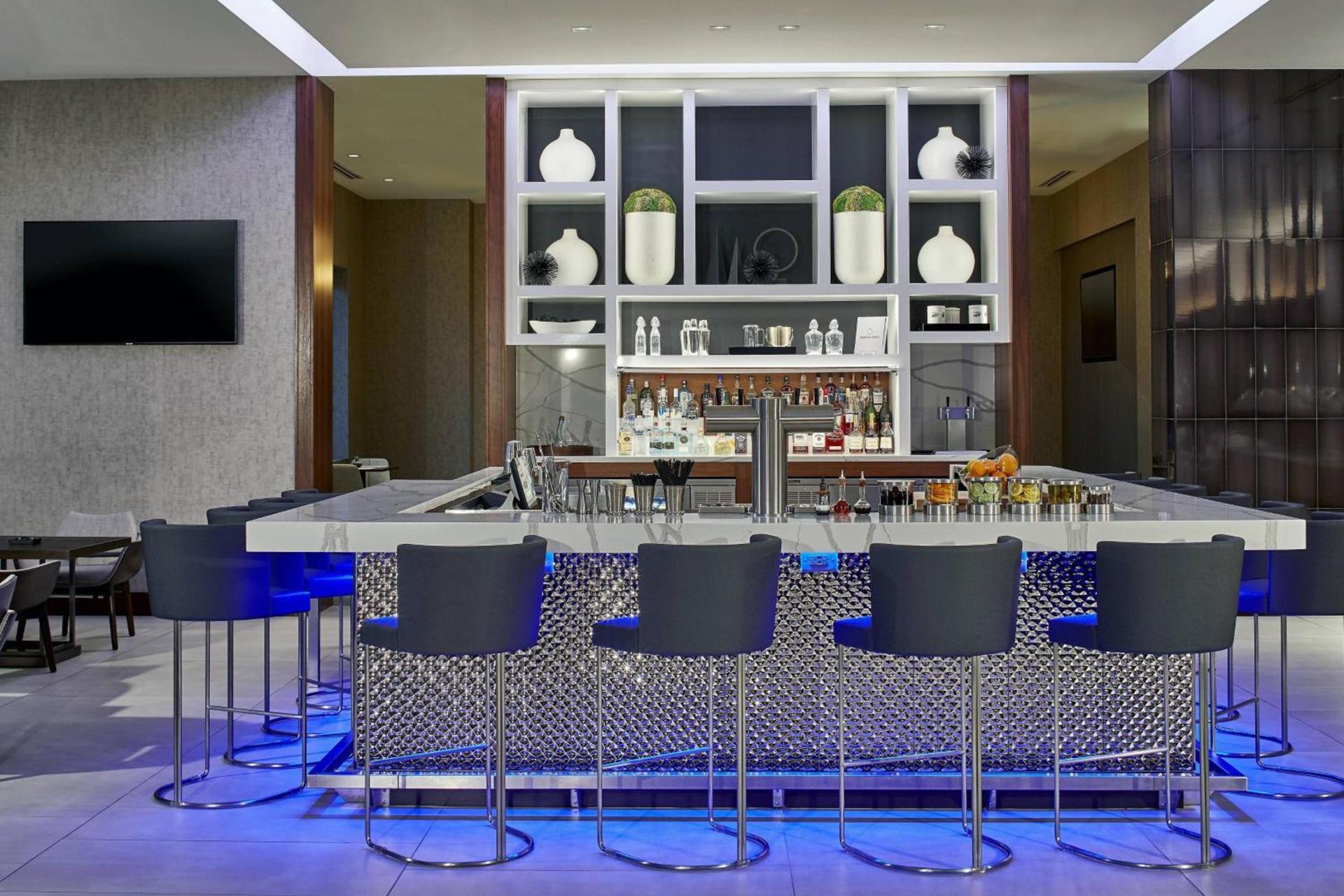 AC Hotel by Marriott Atlanta Airport Gateway photo 32