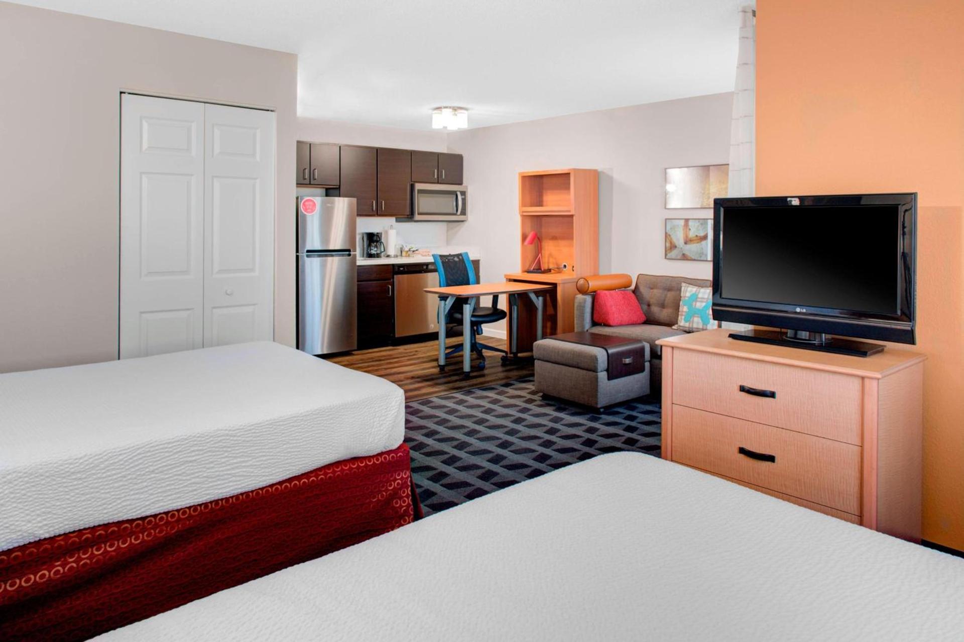 TownePlace Suites Wichita East photo 16