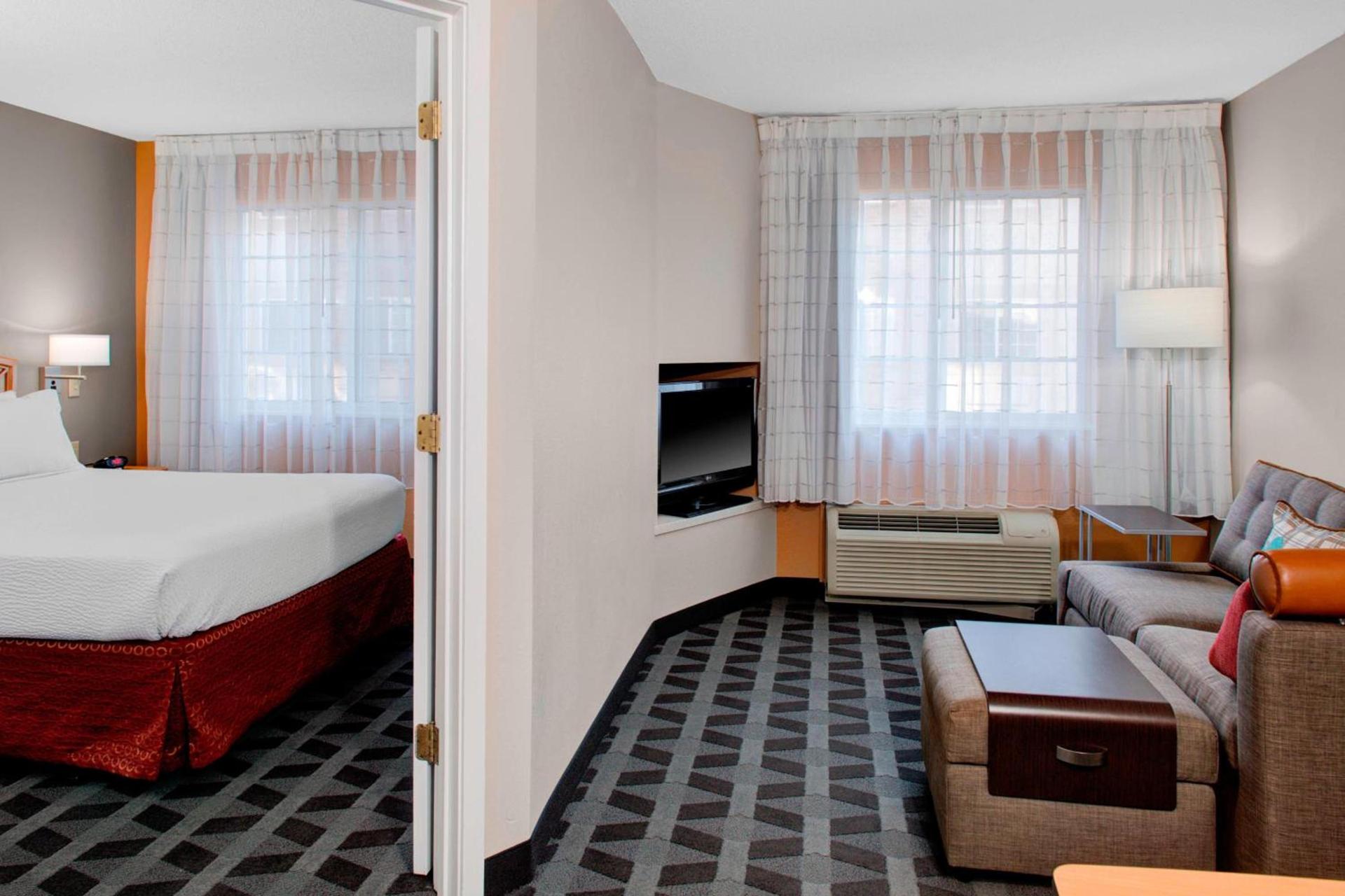 TownePlace Suites Wichita East photo 15