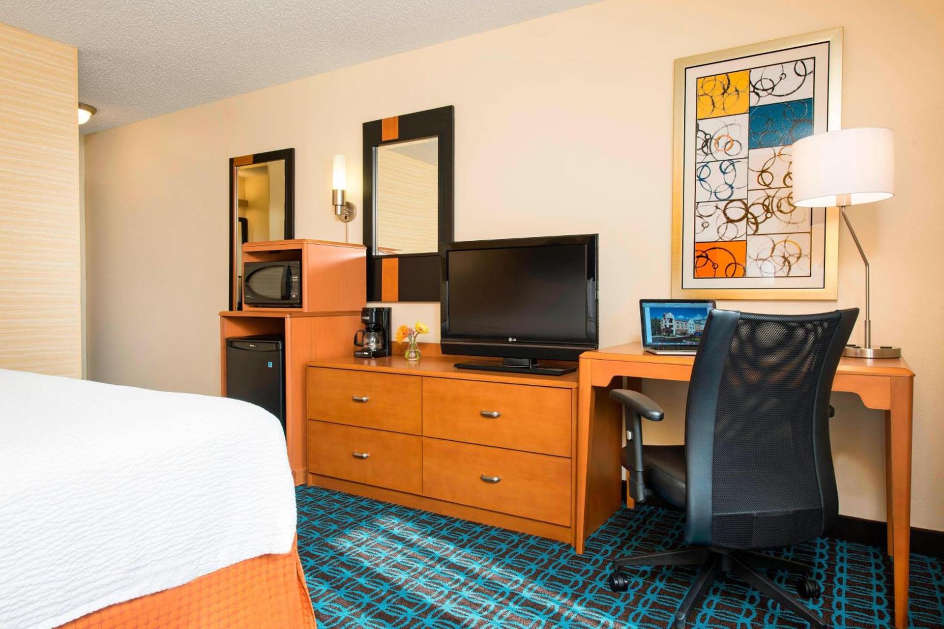 Fairfield Inn & Suites by Marriott Bloomington photo 10