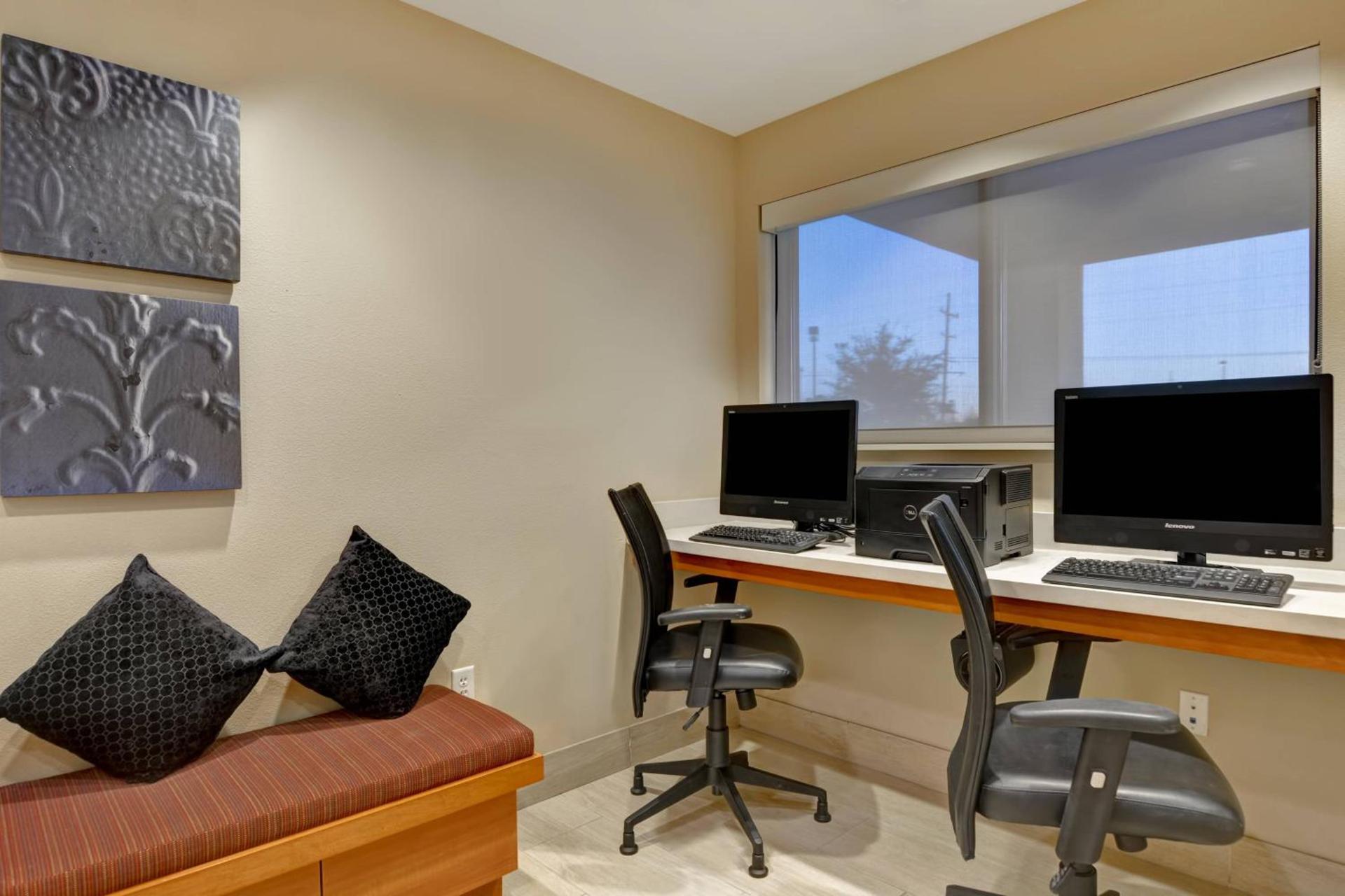 TownePlace Suites by Marriott Alexandria photo 32