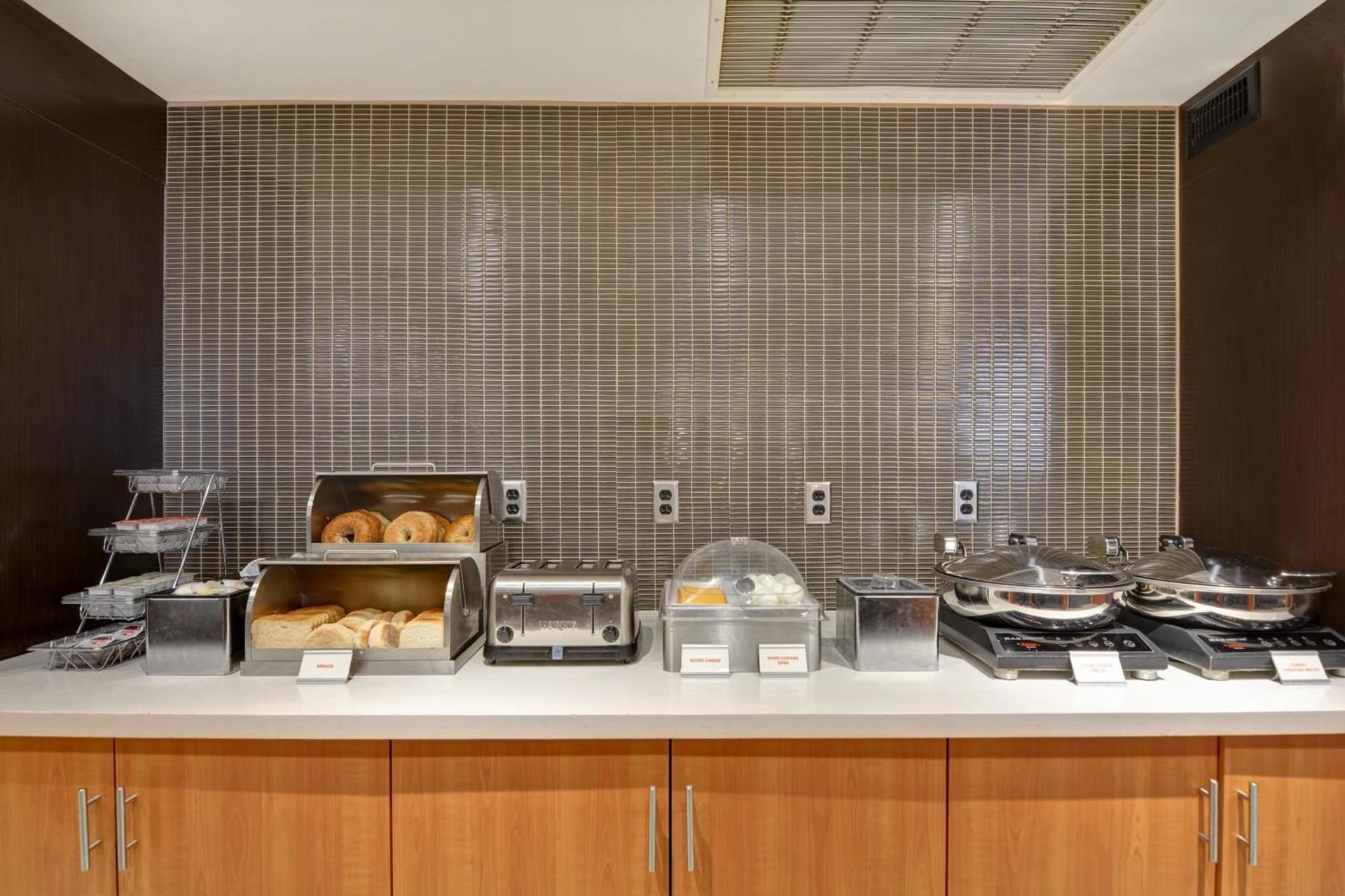 TownePlace Suites by Marriott Alexandria photo 39