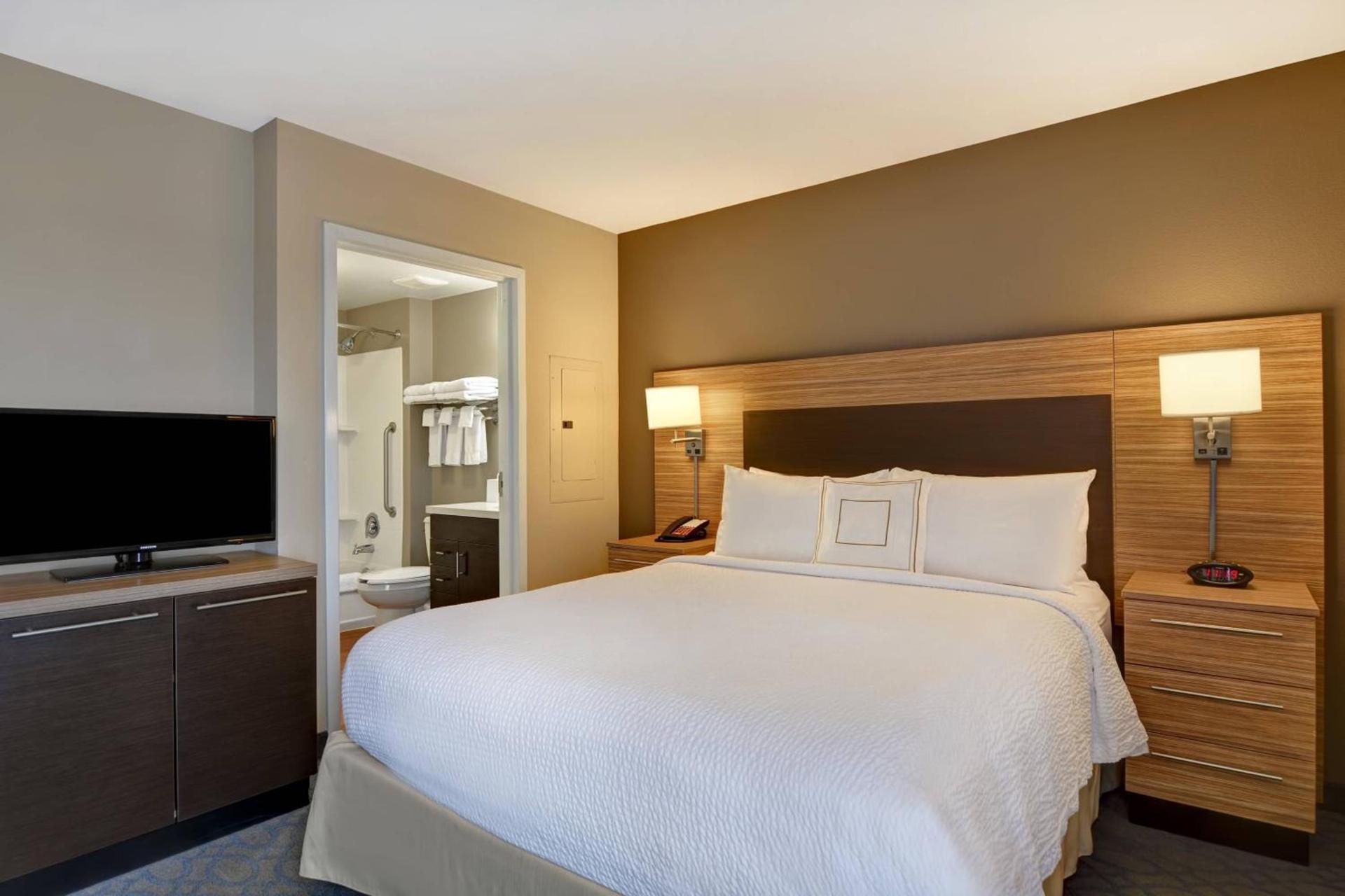 TownePlace Suites by Marriott Alexandria photo 9