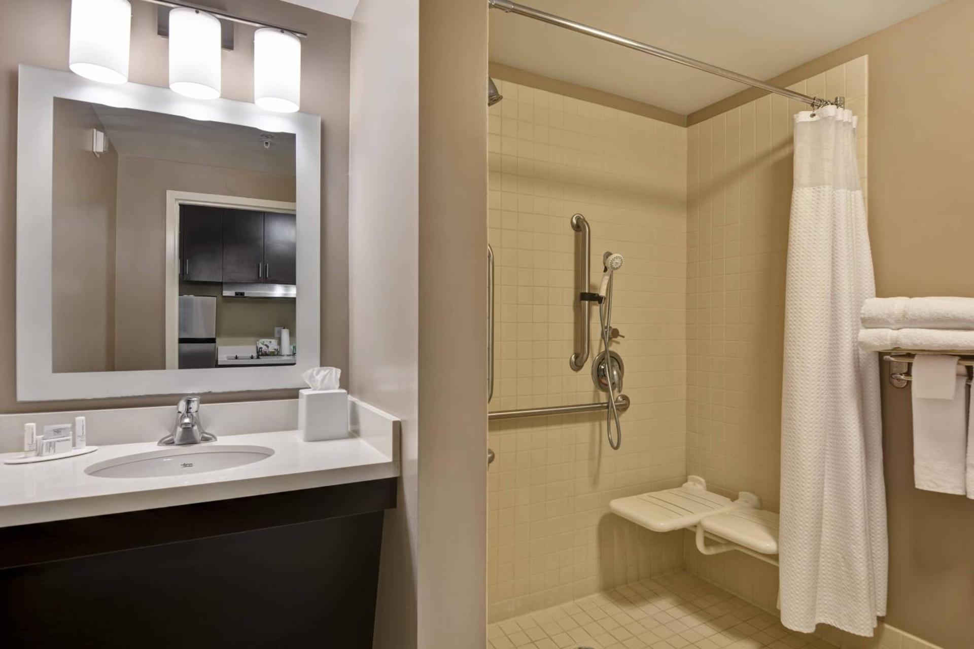TownePlace Suites by Marriott Alexandria photo 29