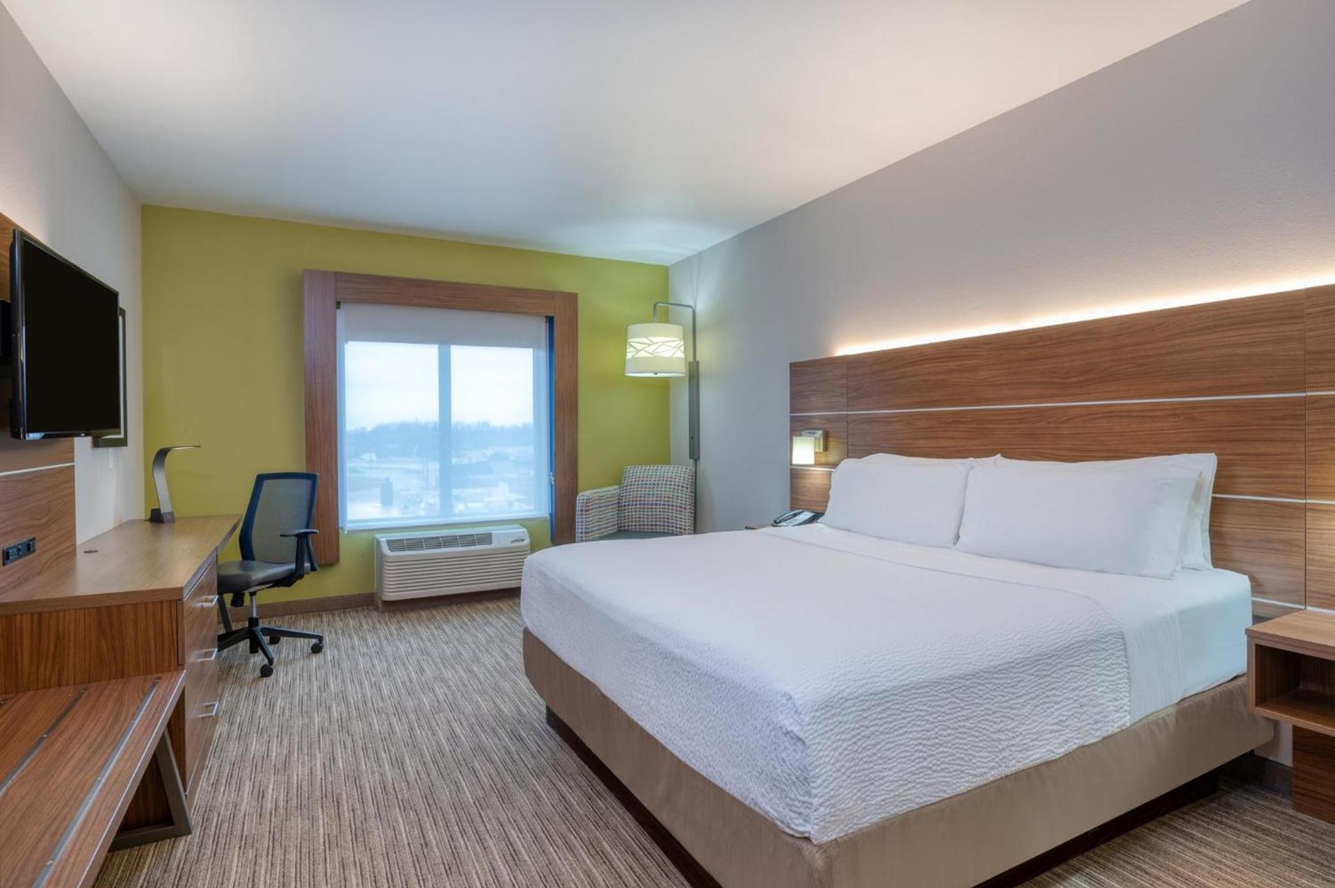 Holiday Inn Express Troy by IHG photo 29