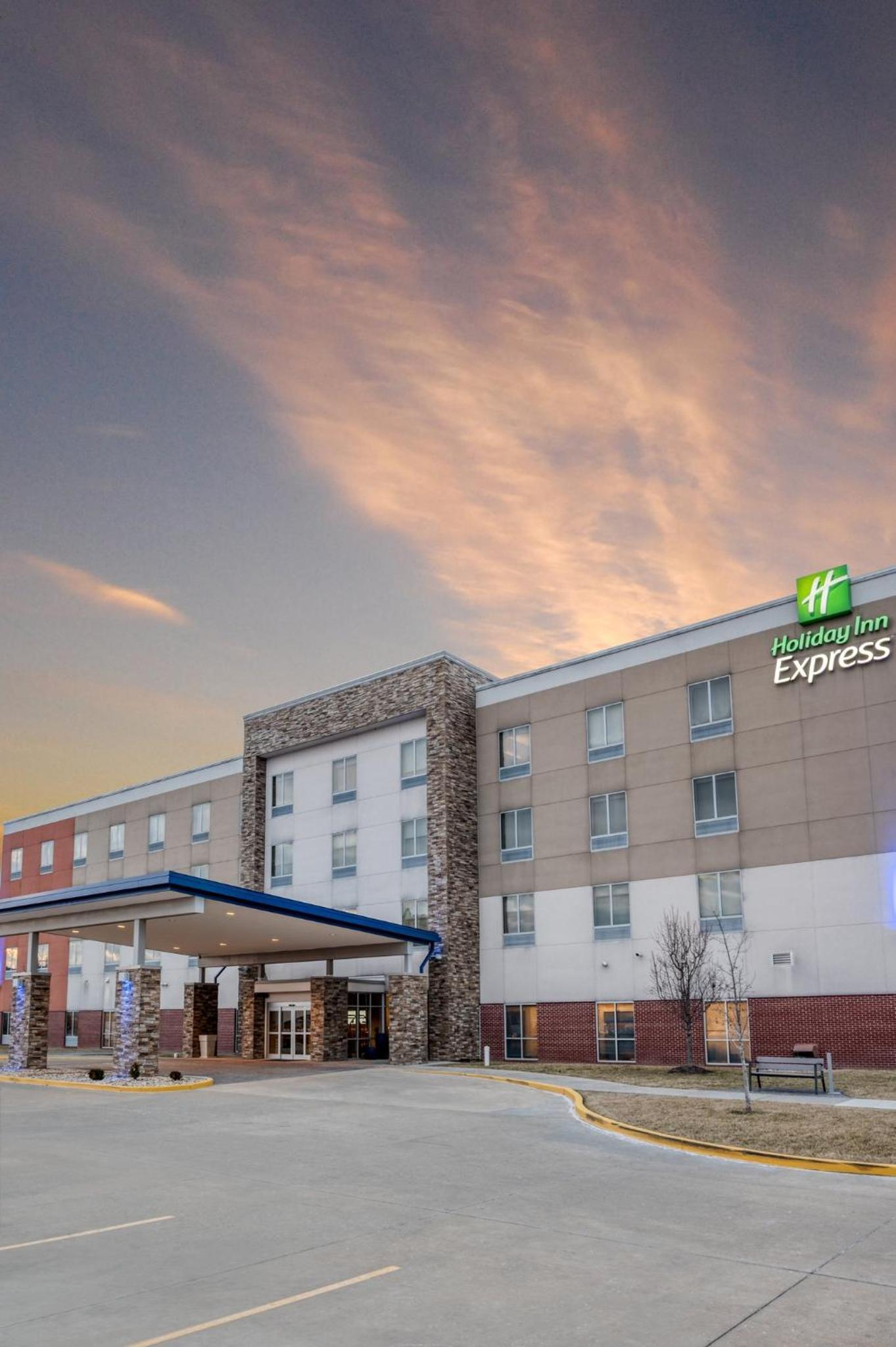 Holiday Inn Express Troy by IHG photo 36