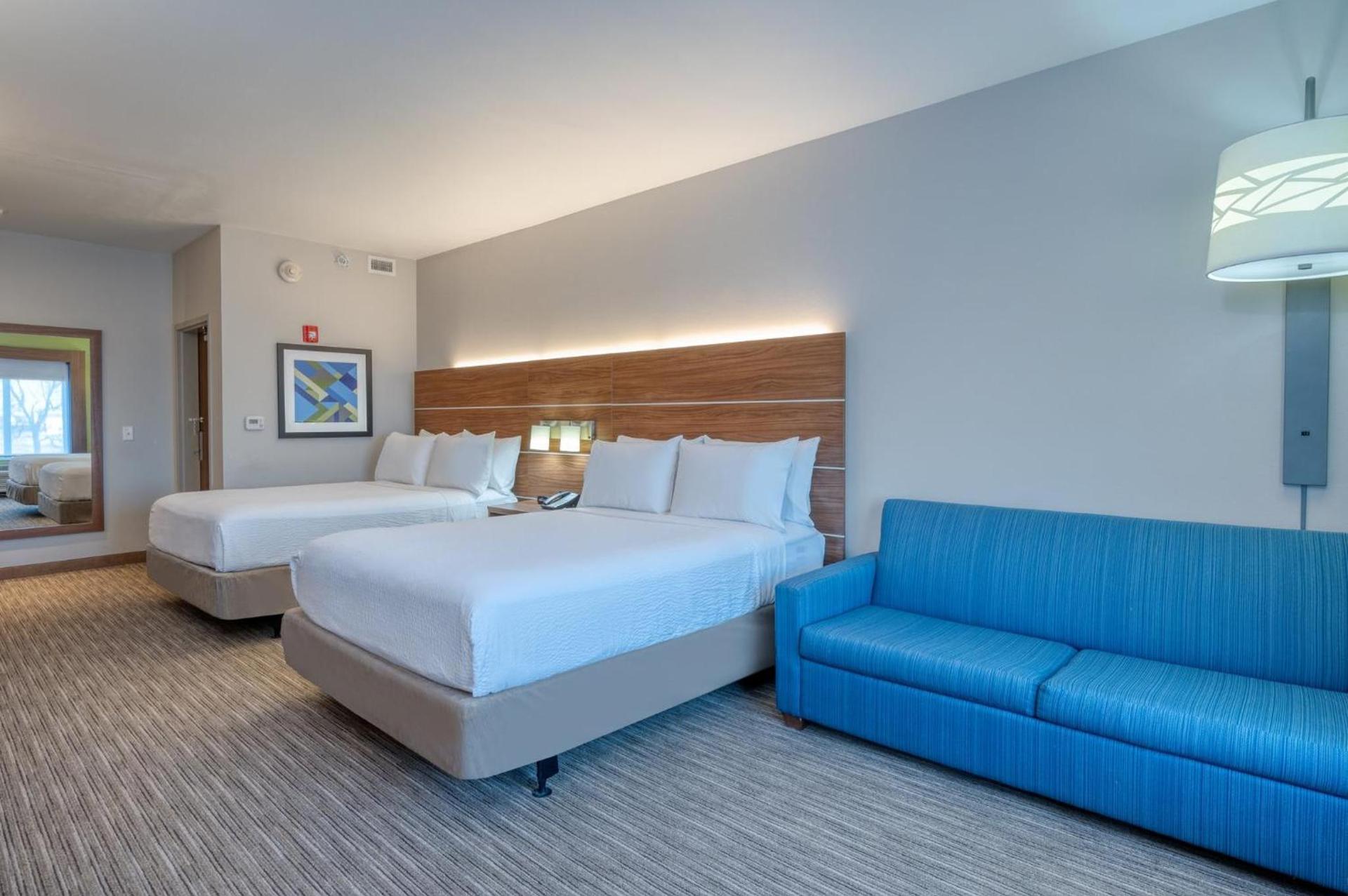 Holiday Inn Express Troy by IHG photo 43
