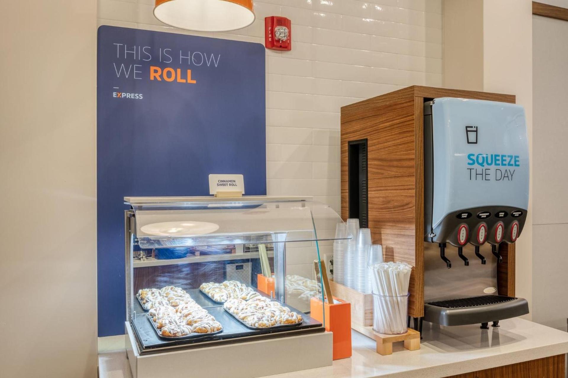 Holiday Inn Express Troy by IHG photo 39