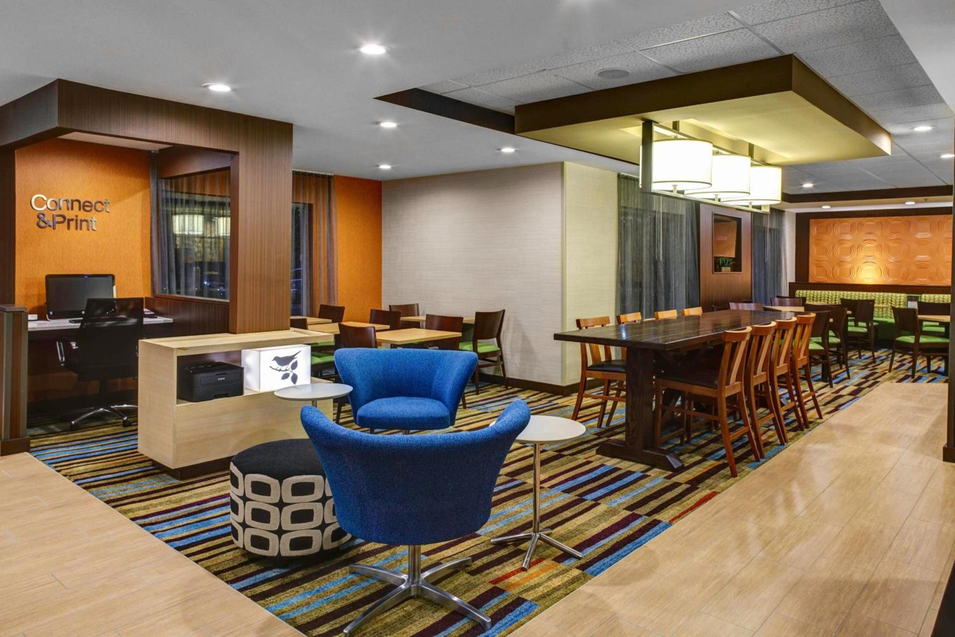 Fairfield Inn and Suites by Marriott Atlanta Suwanee photo 12