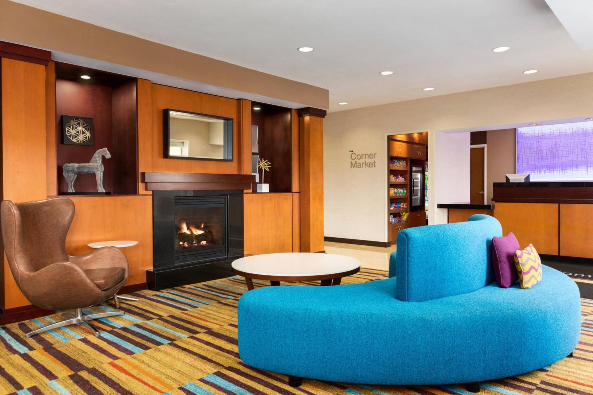 Fairfield Inn & Suites by Marriott Toledo Maumee photo 2