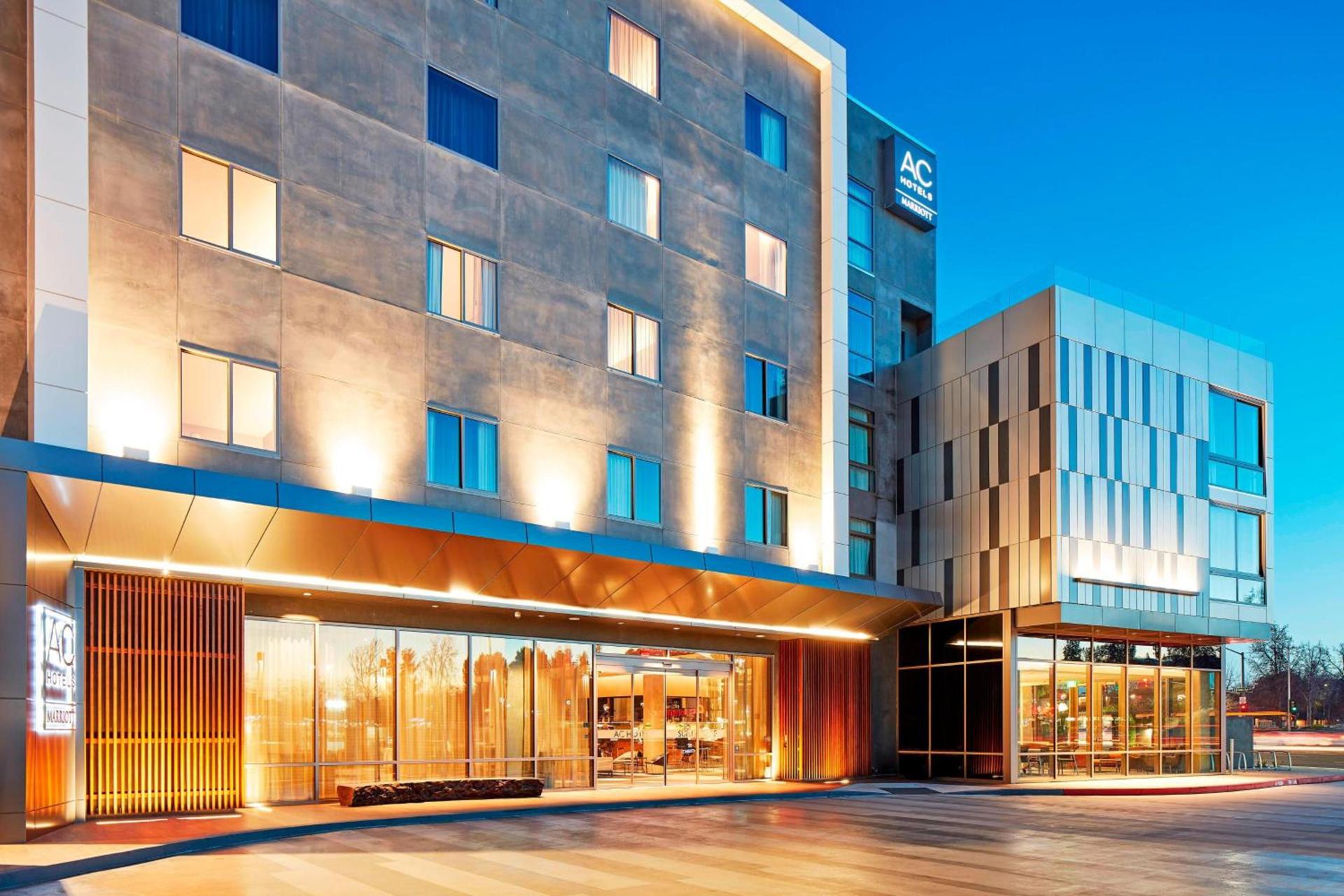 AC Hotel by Marriott Sunnyvale Cupertino photo 4