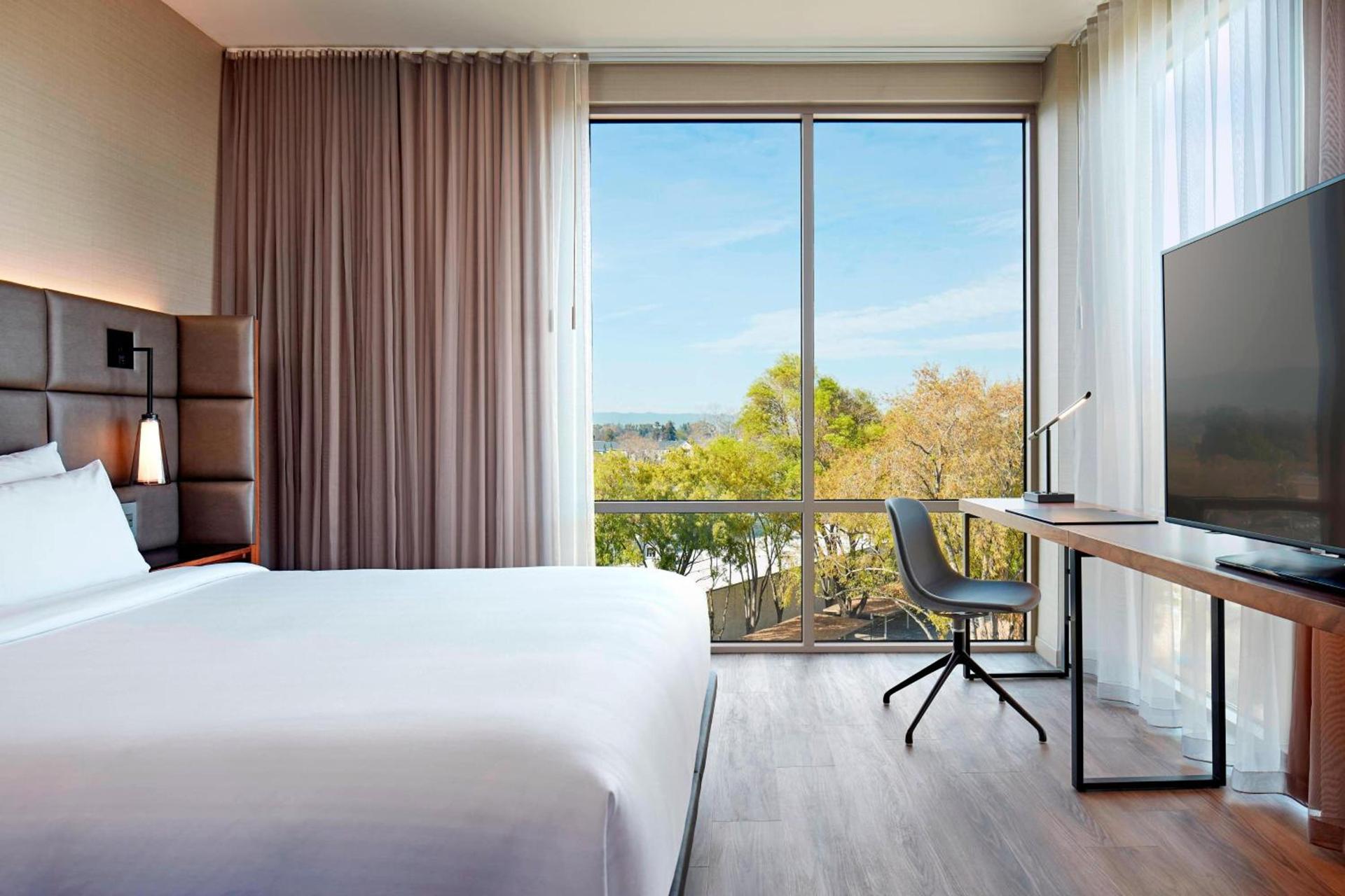 AC Hotel by Marriott Sunnyvale Cupertino photo 23