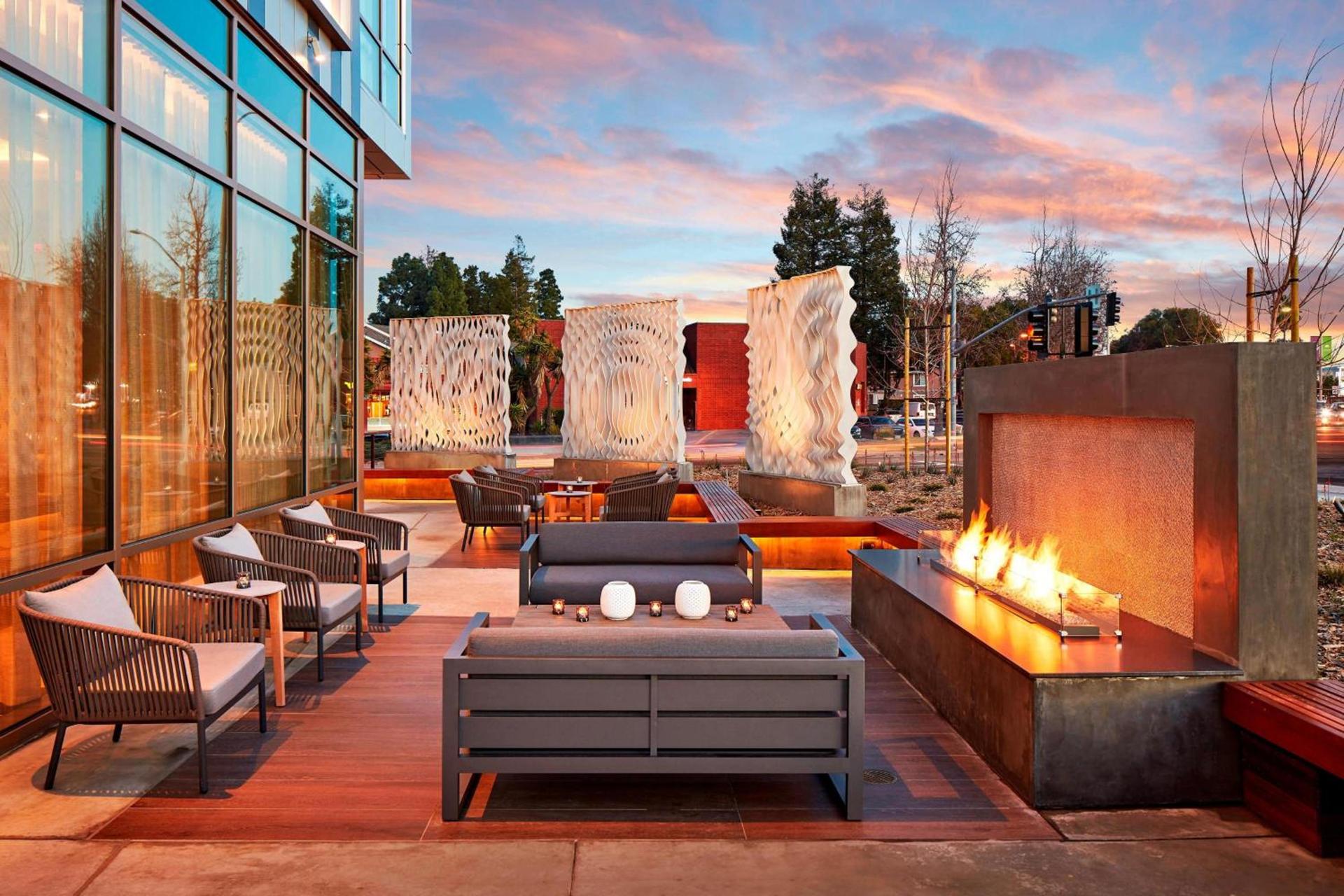 AC Hotel by Marriott Sunnyvale Cupertino photo 9