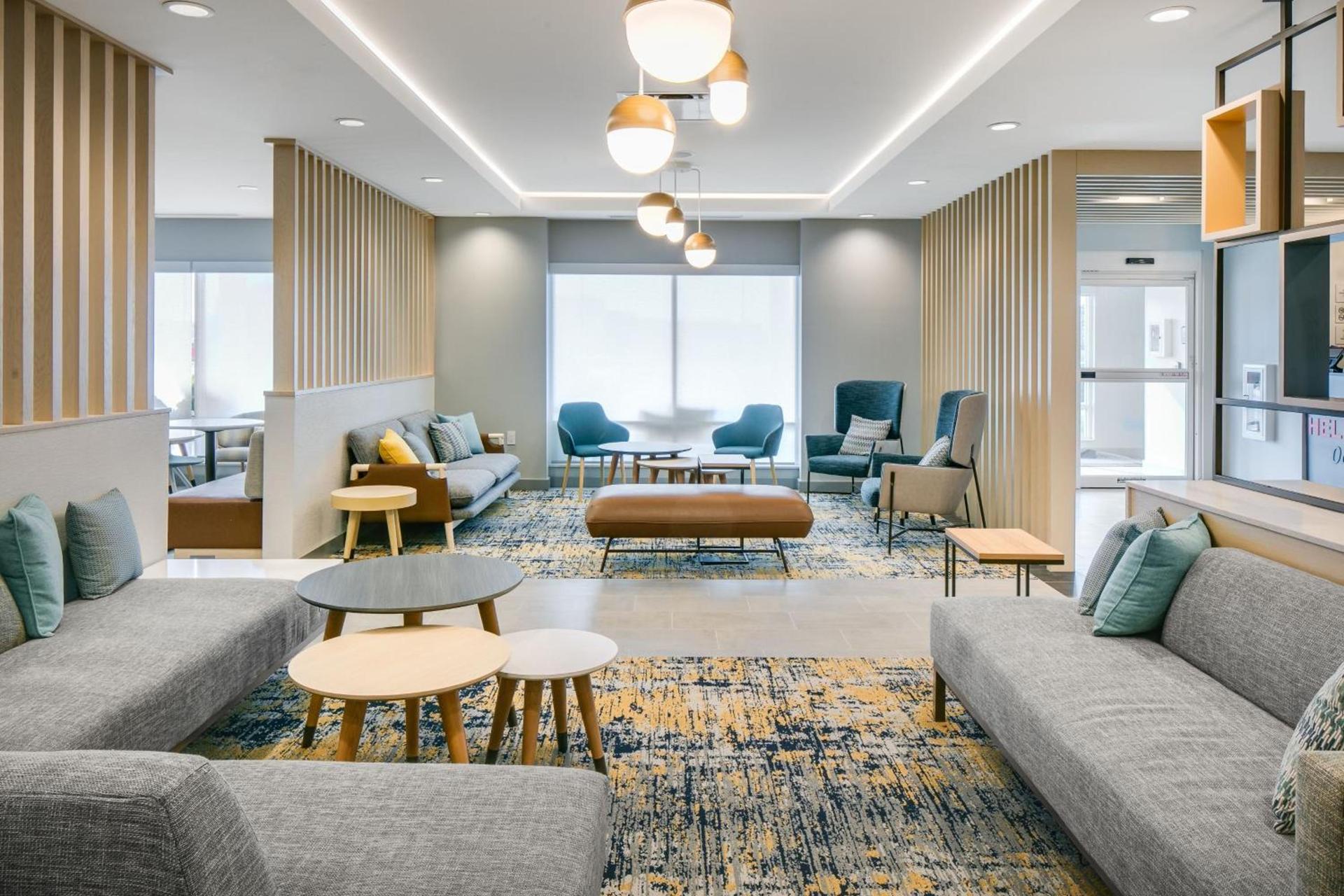 TownePlace Suites by Marriott Oconomowoc photo 5
