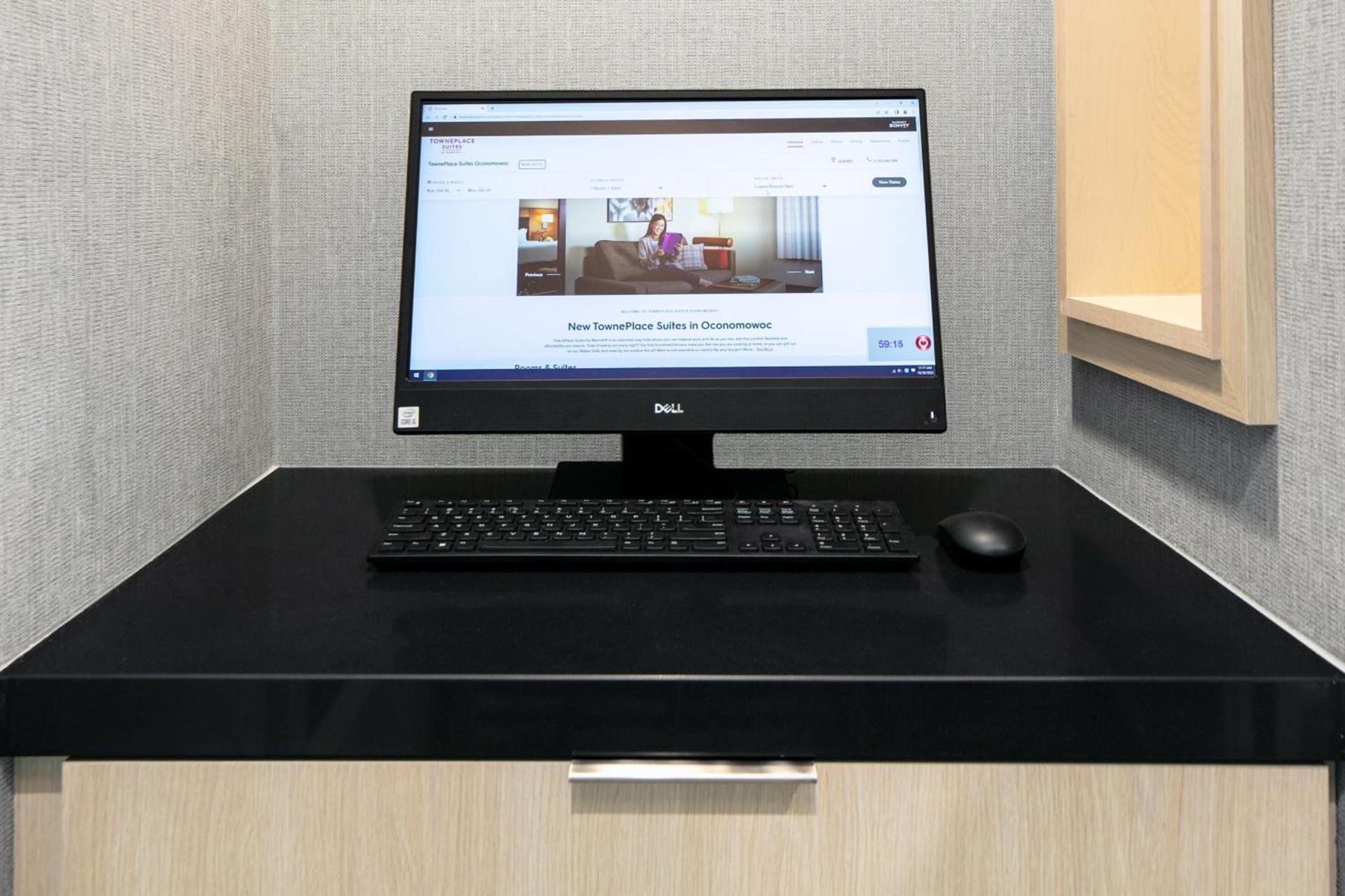 TownePlace Suites by Marriott Oconomowoc photo 22