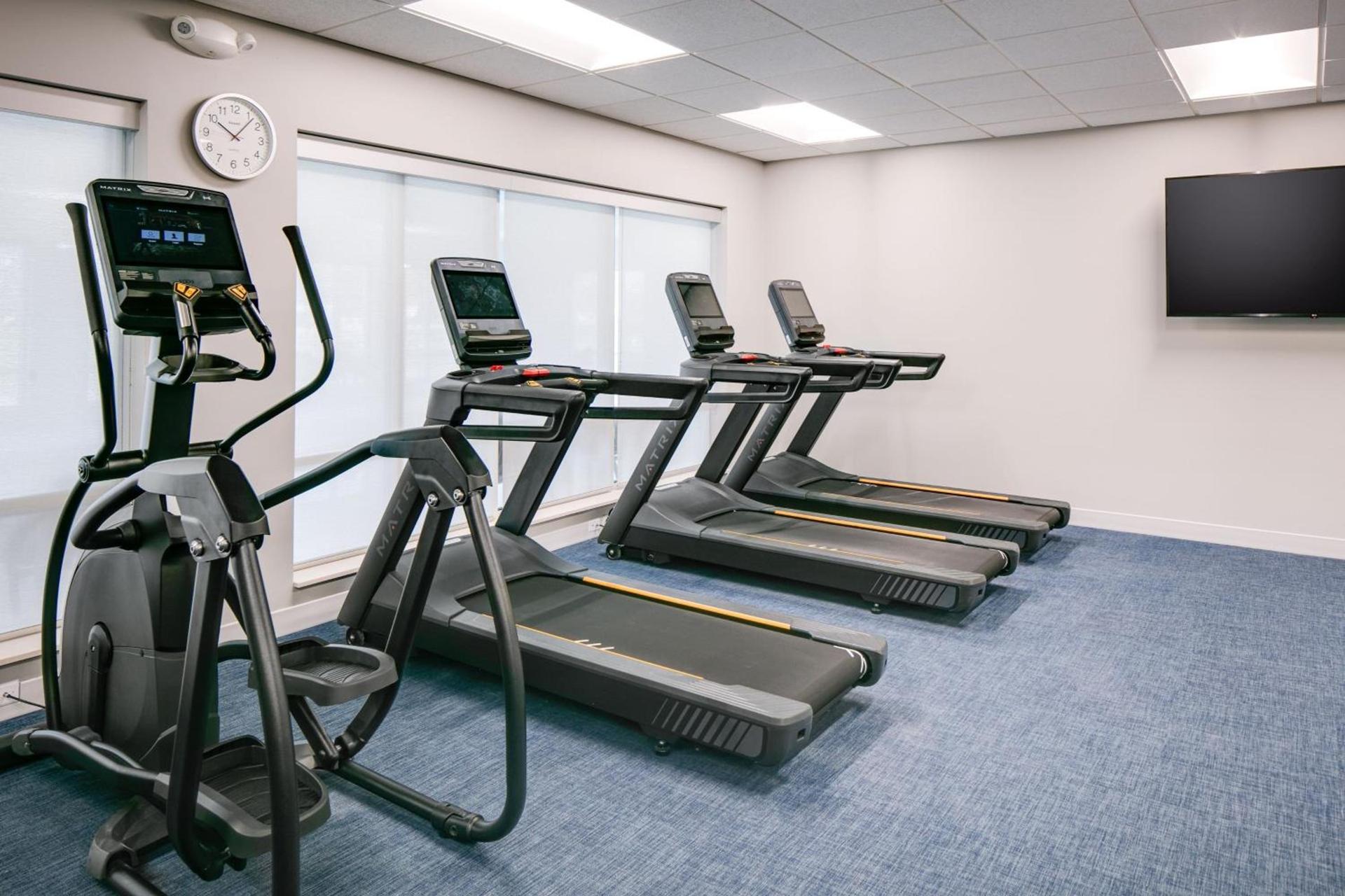 TownePlace Suites by Marriott Oconomowoc photo 28