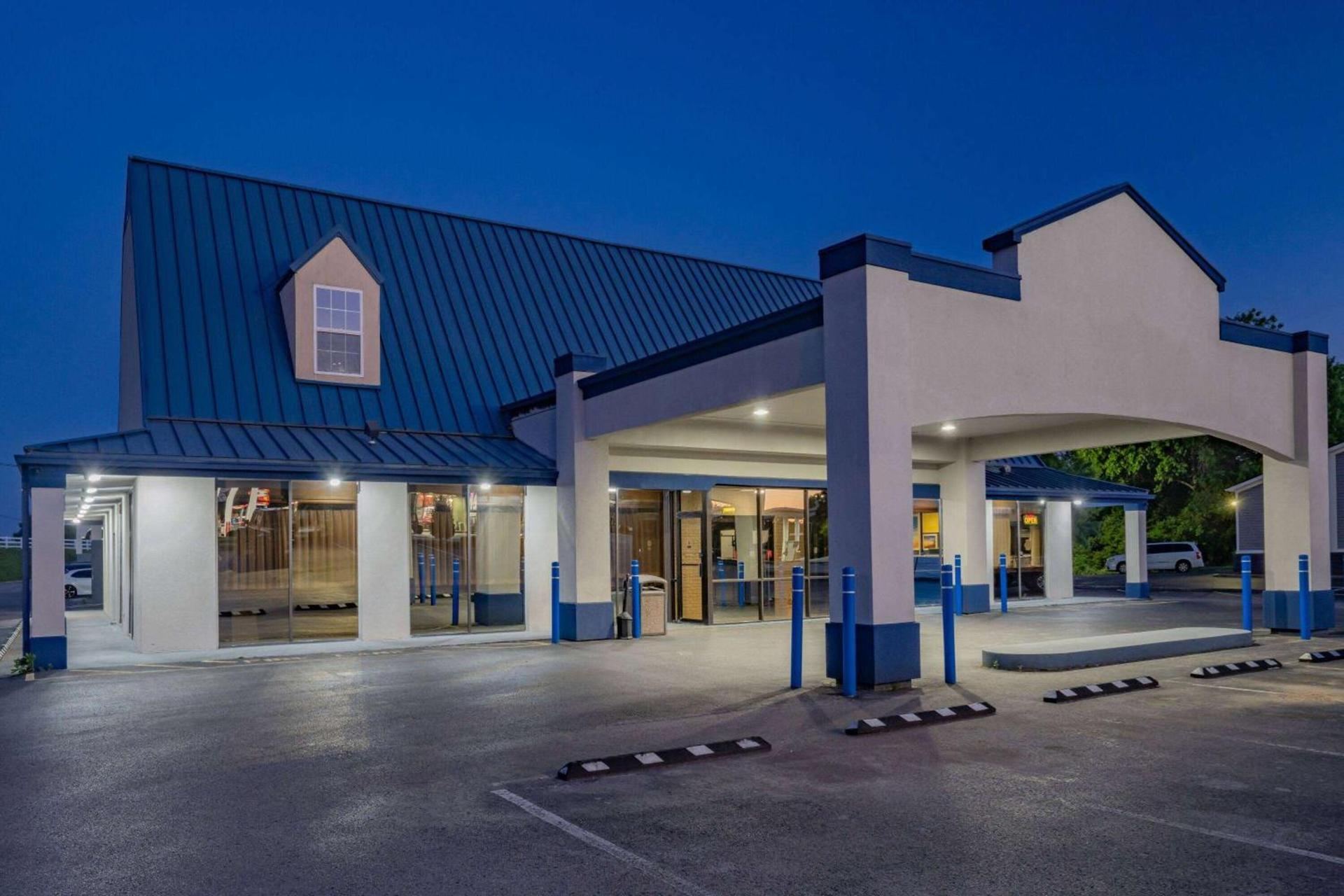 Rodeway Inn Owensboro South photo 4