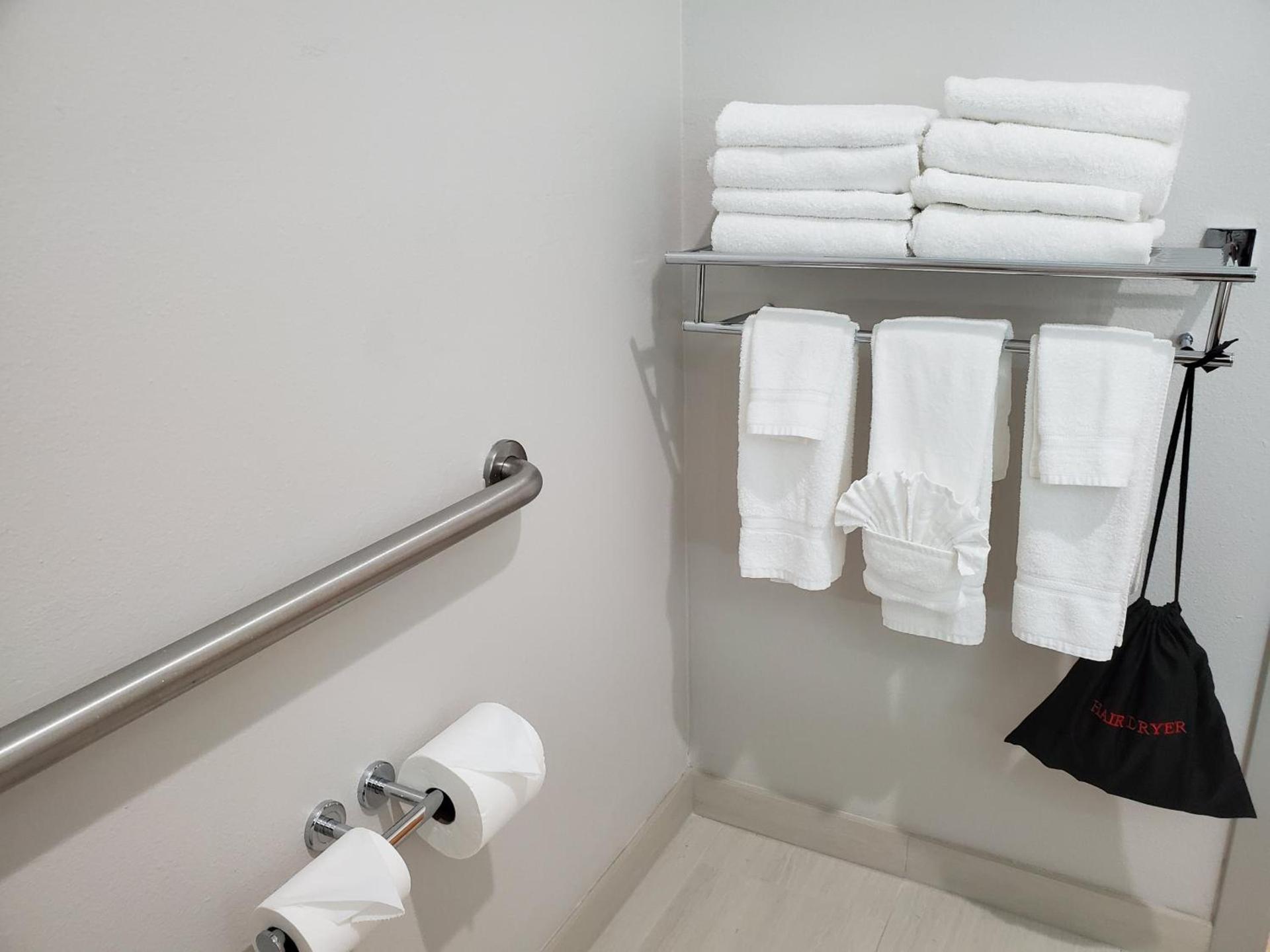 Holiday Inn Express Fremont - Milpitas Central by IHG photo 9