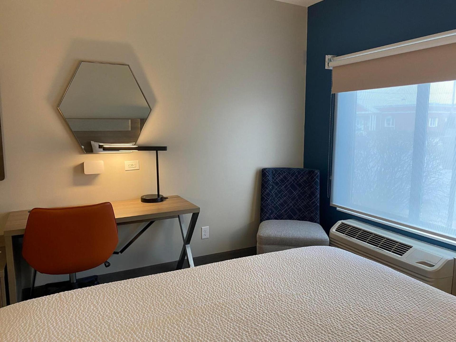 Holiday Inn Express Plymouth by IHG photo 40