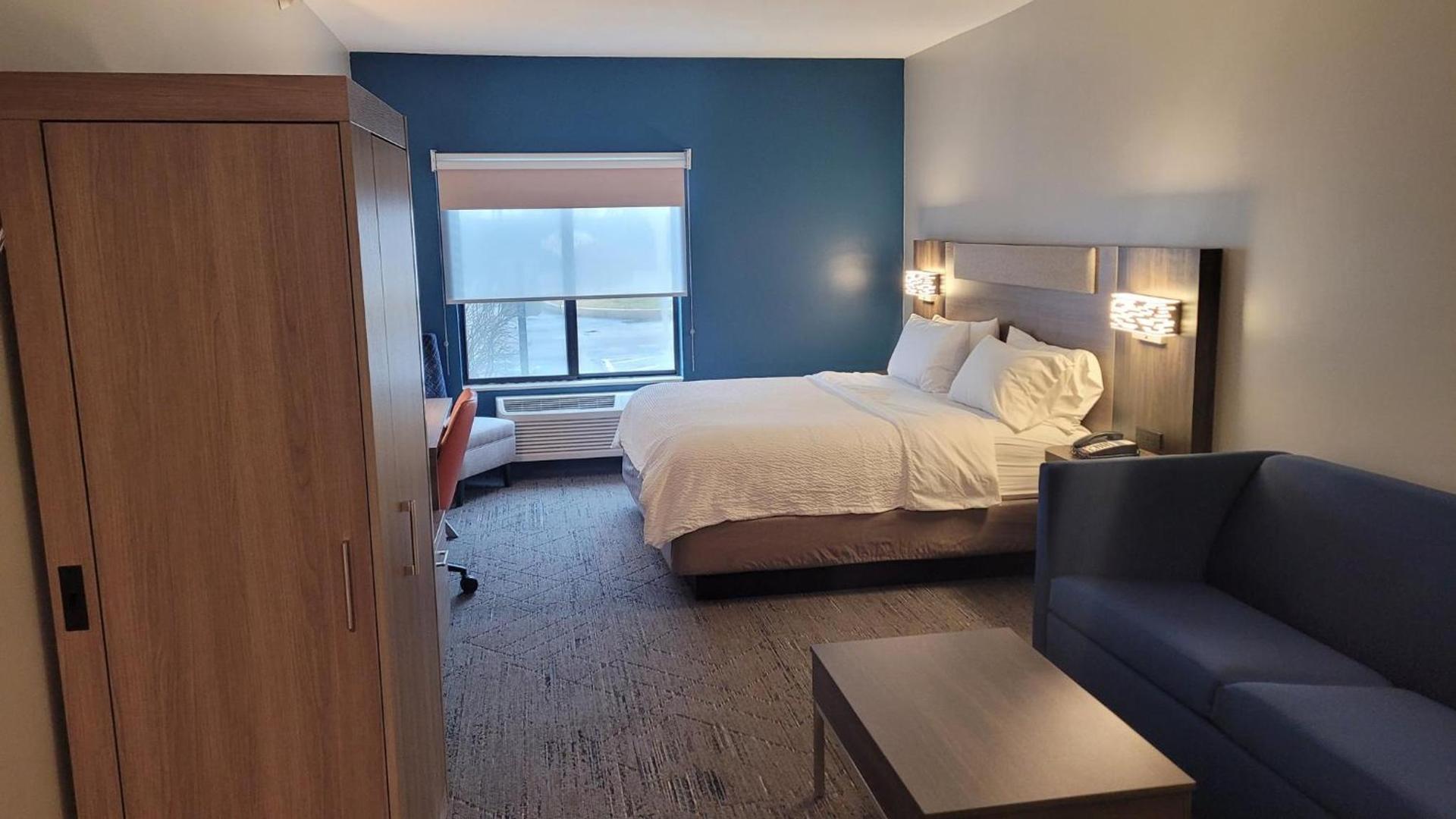 Holiday Inn Express Plymouth by IHG photo 45