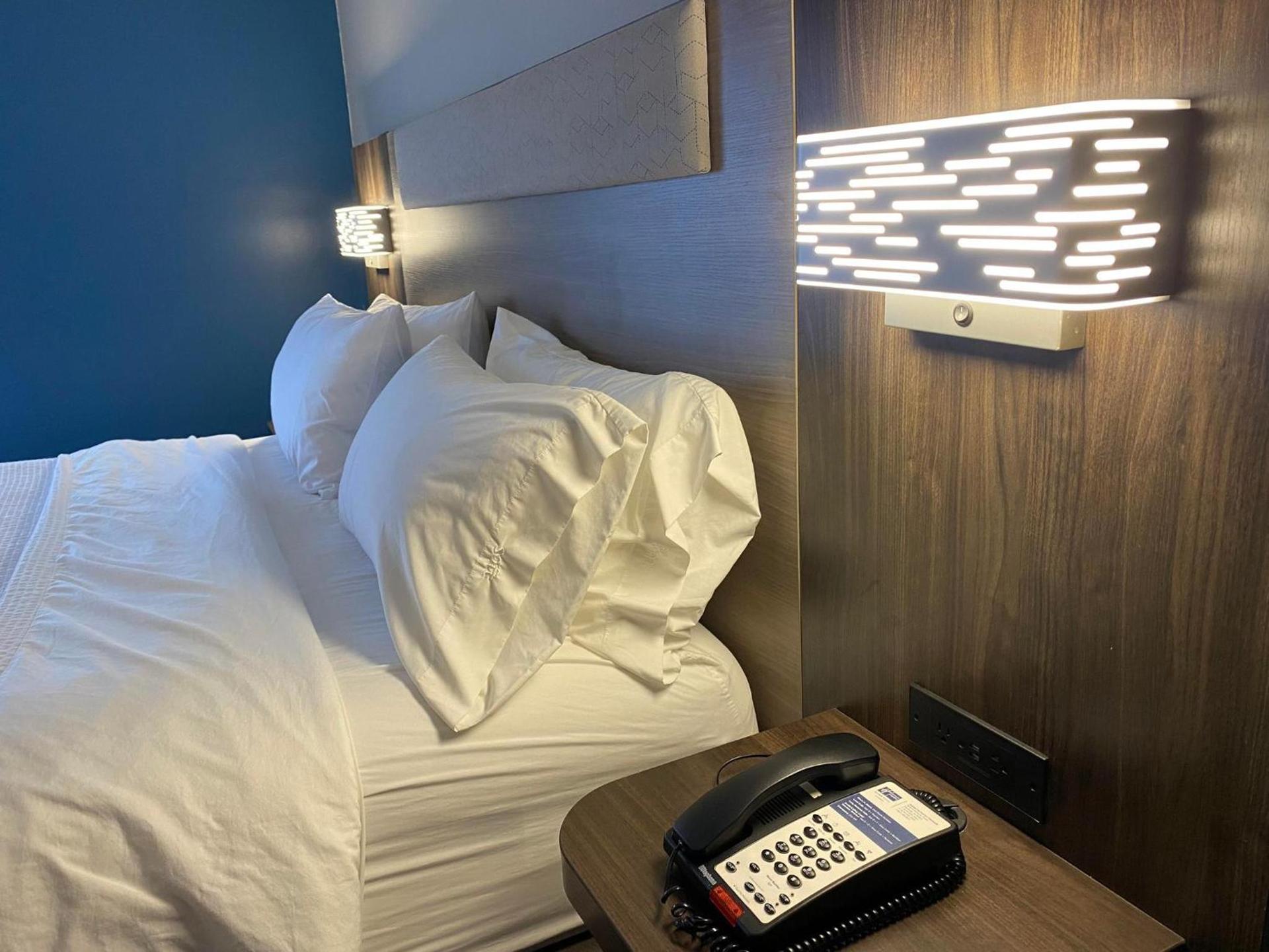 Holiday Inn Express Plymouth by IHG photo 39