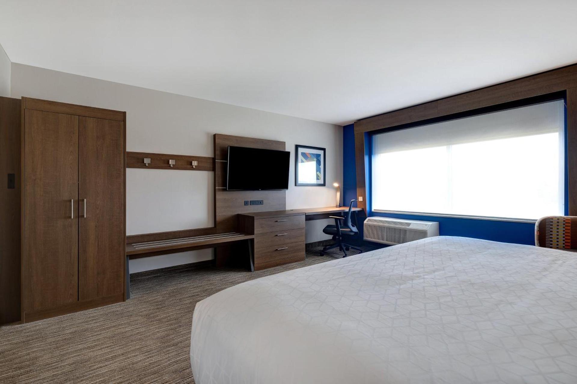 Holiday Inn Express & Suites - Brighton by IHG photo 43