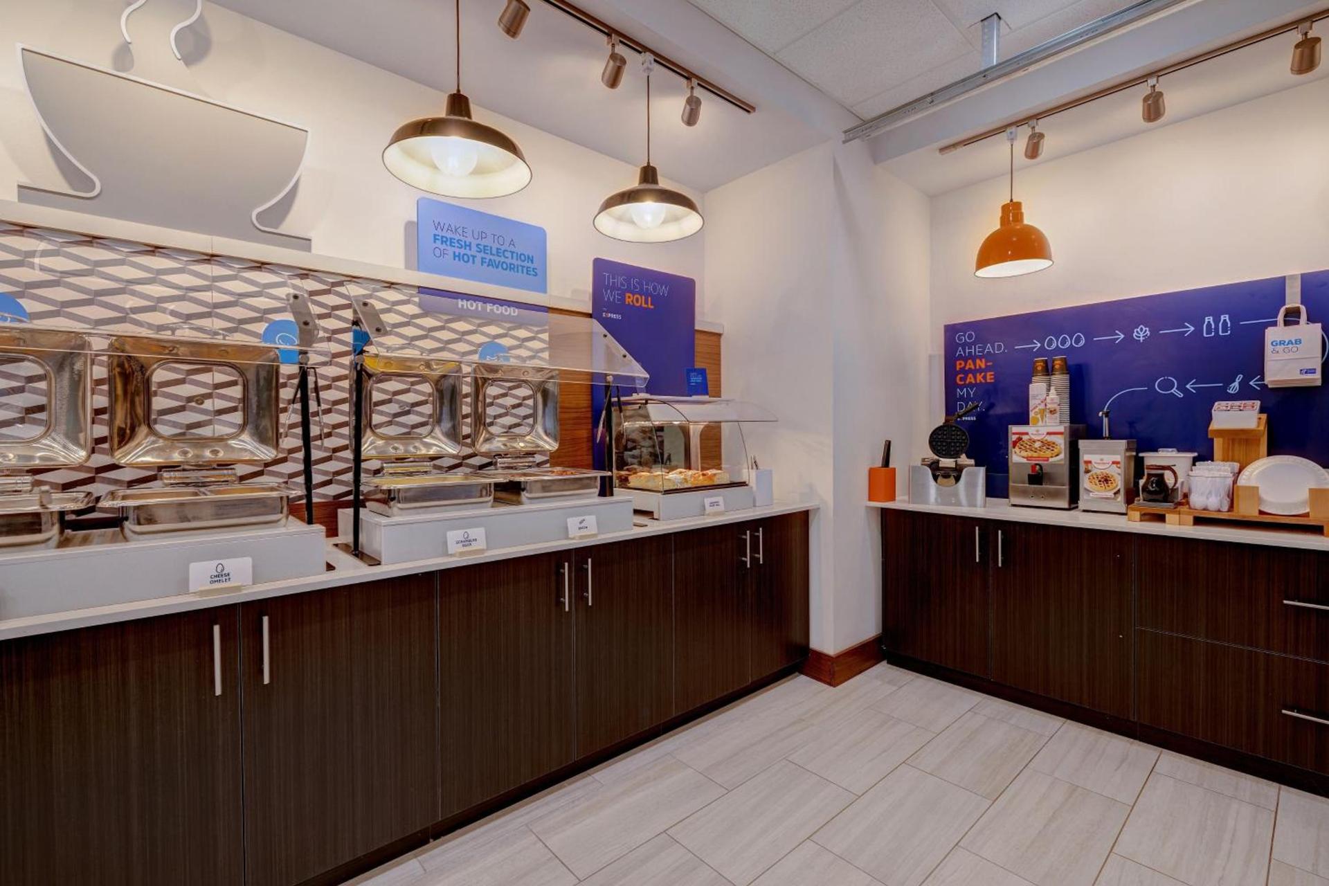 Holiday Inn Express & Suites - Brighton by IHG photo 34