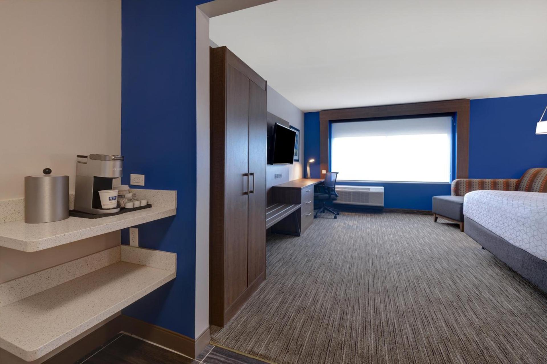 Holiday Inn Express & Suites - Brighton by IHG photo 60