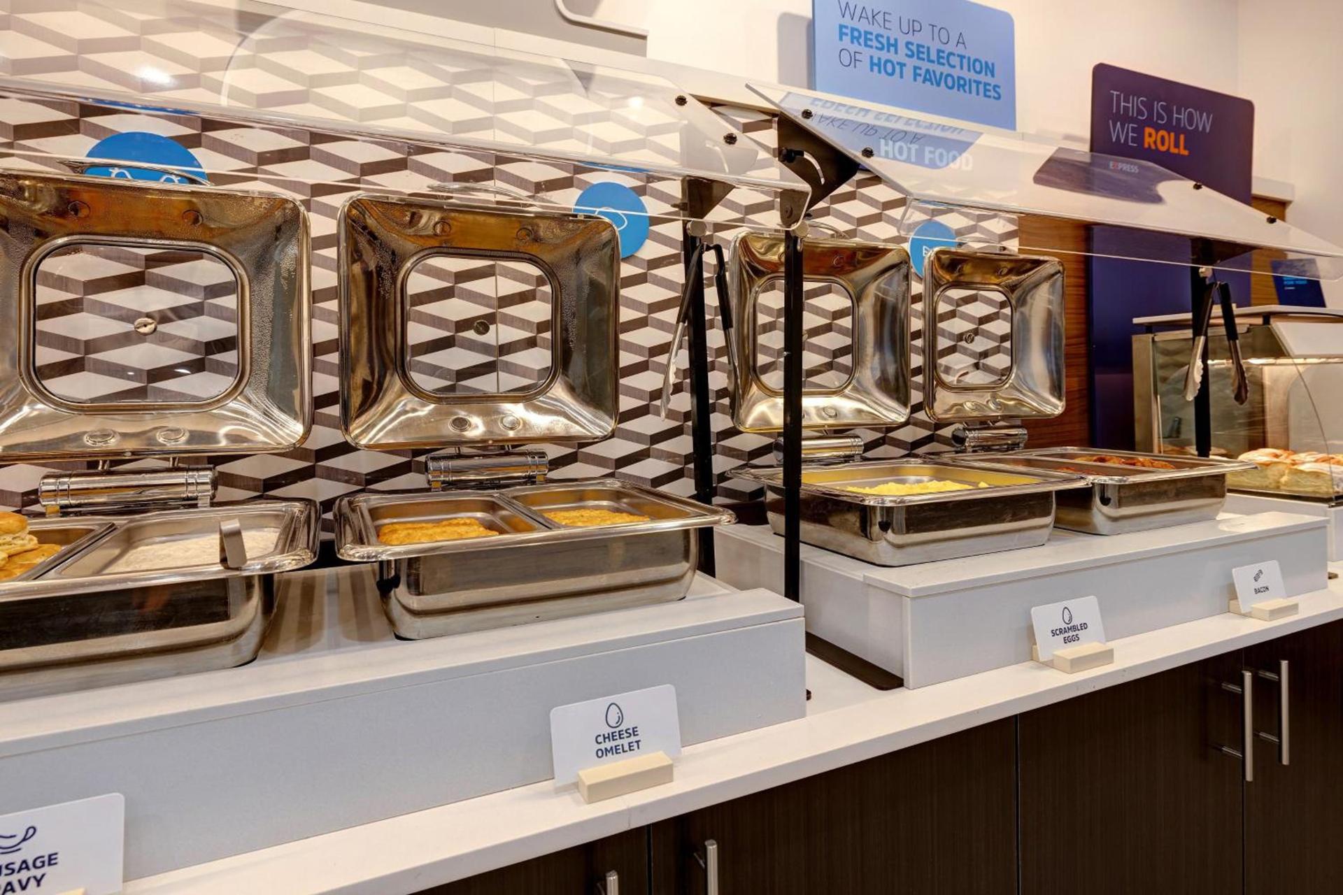 Holiday Inn Express & Suites - Brighton by IHG photo 32
