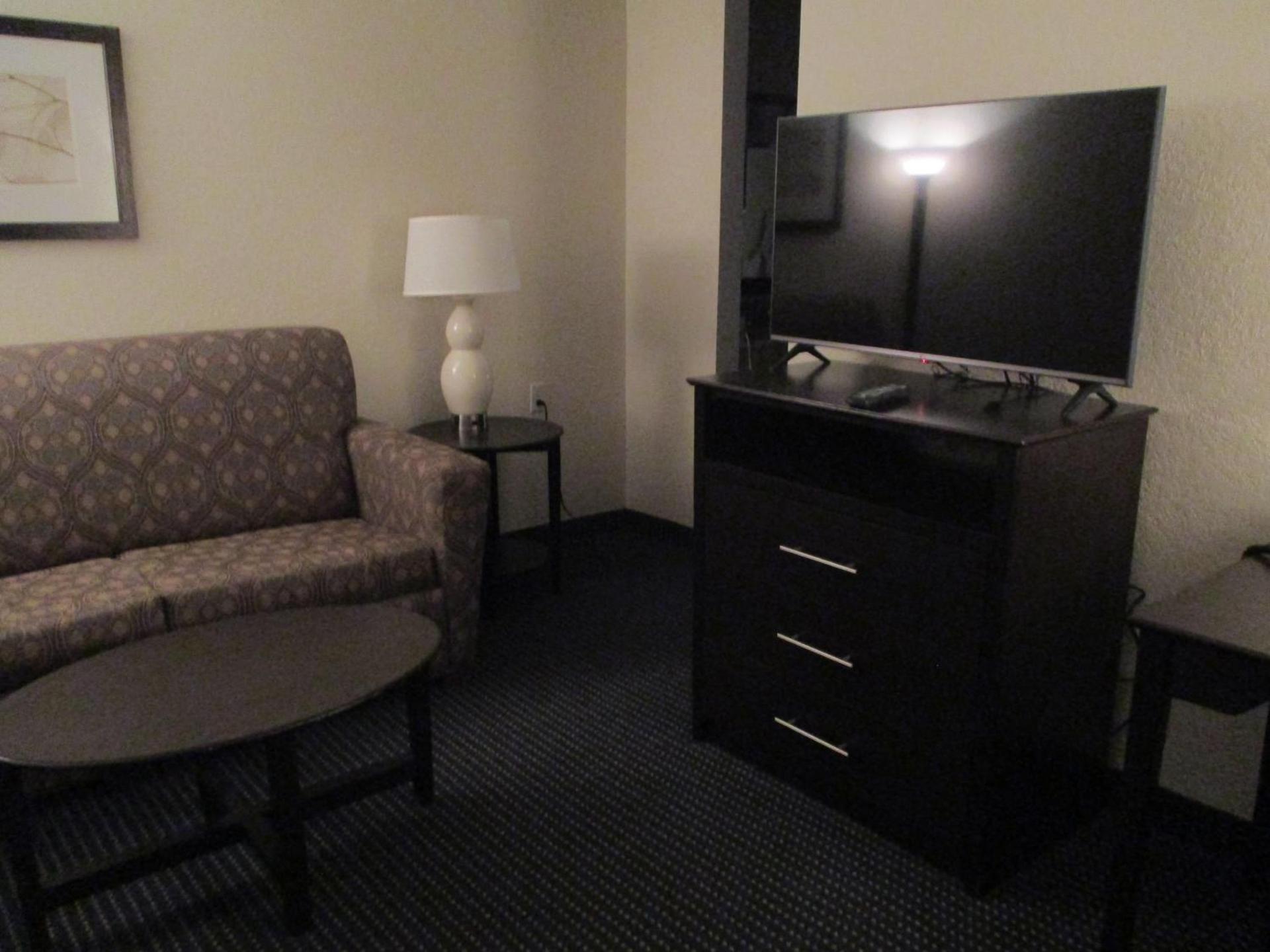 AmericInn by Wyndham Hayward photo 23