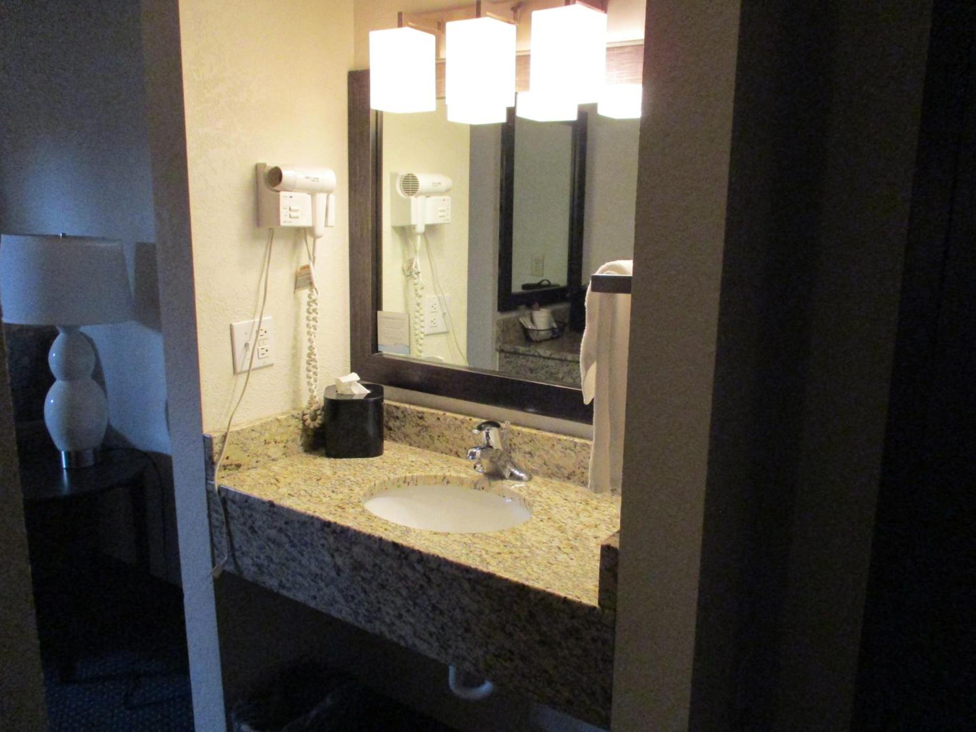 AmericInn by Wyndham Hayward photo 27